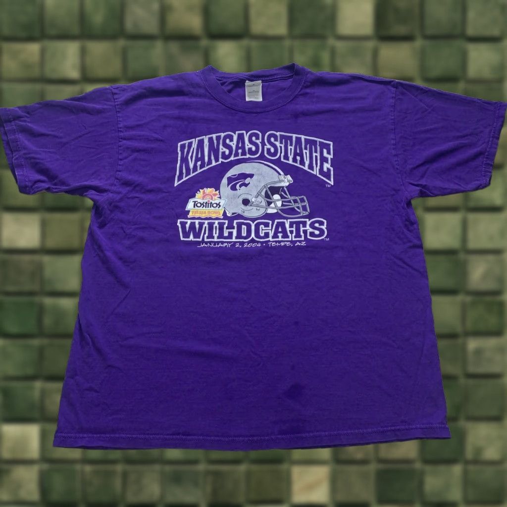 Gildan VINTAGE Tostitos Fiesta Bowl AZ Kansas State Football T Shirt XL Purple Gildan 90s Sports University Mens Shirt Size US XL / EU 56 / 4 - 1 Thumbnail