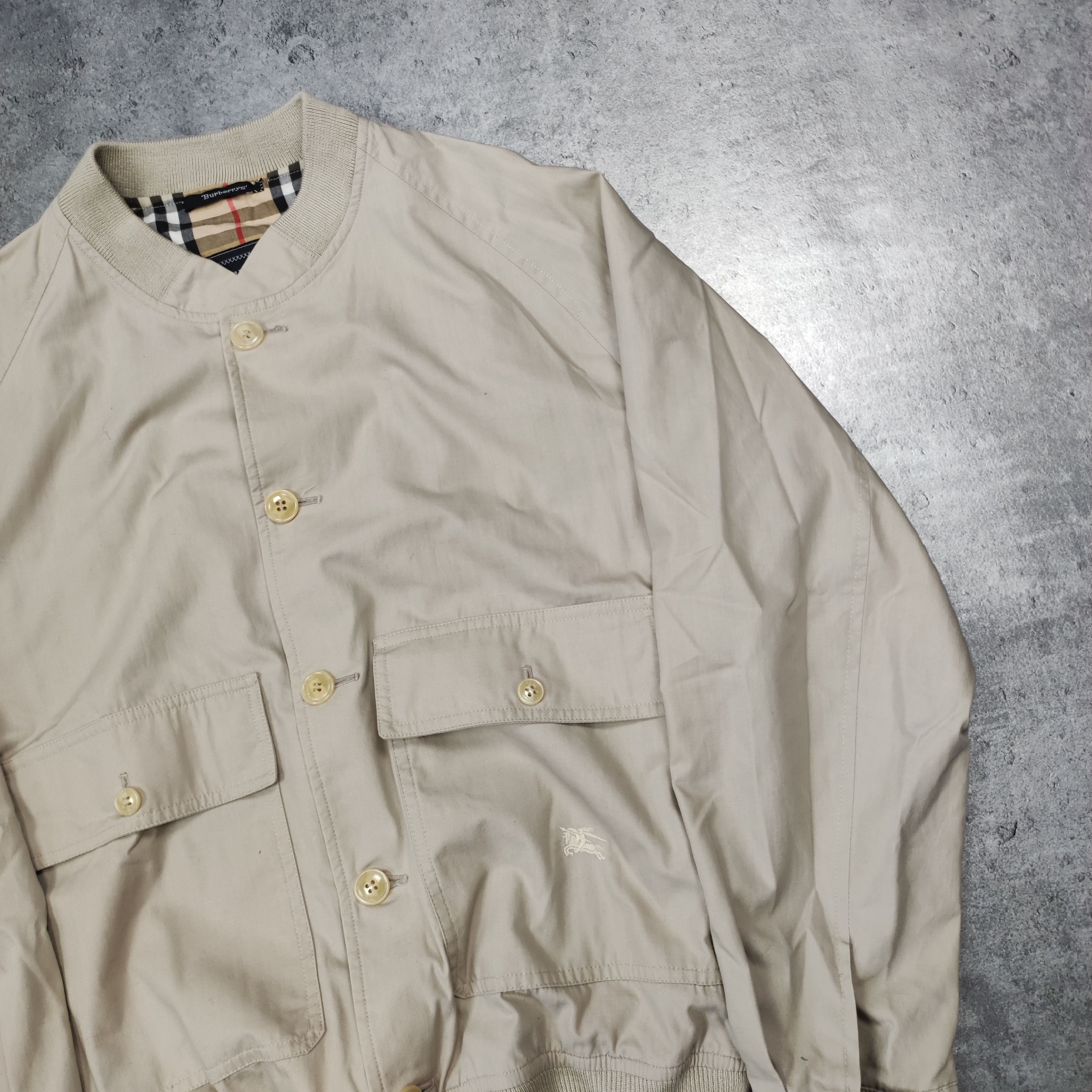 Burberry × Vintage RARE Vintage Beige Burberry London Checkered Light Jacket Size US M / EU 48-50 / 2 - 4 Thumbnail