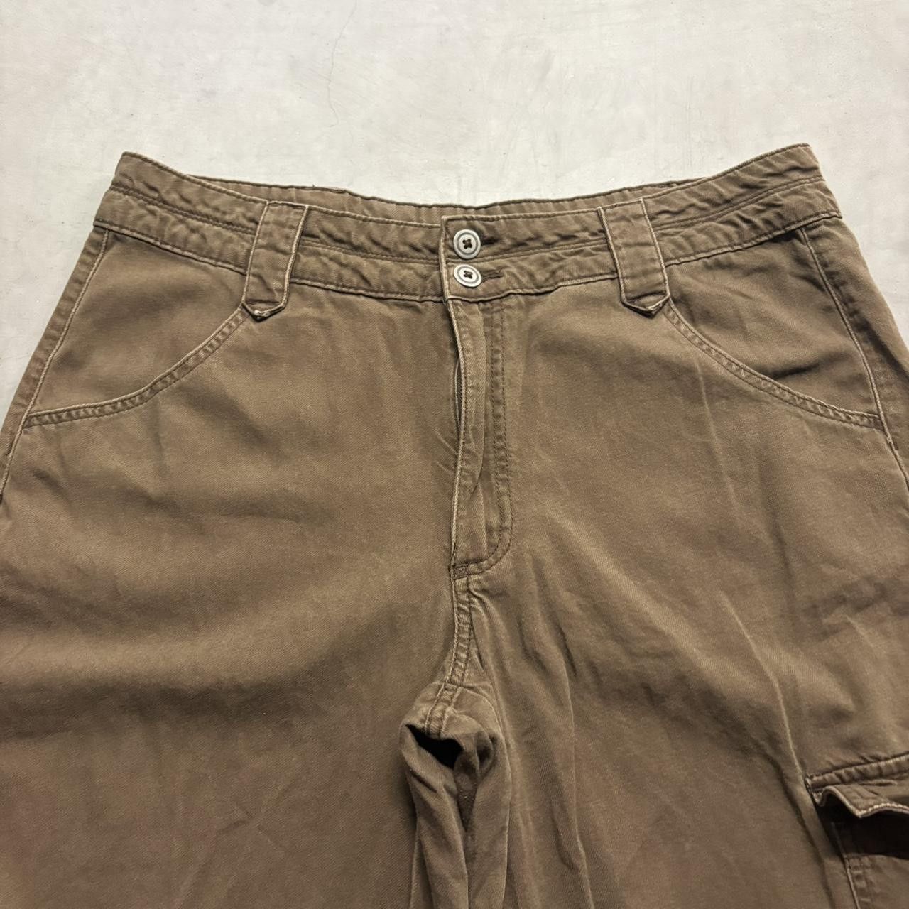 Vintage Crazy Vintage Y2K/2000s Super Baggy Wideleg Short Brown Cargo Pants! Size US 34 / EU 50 - 3 Thumbnail