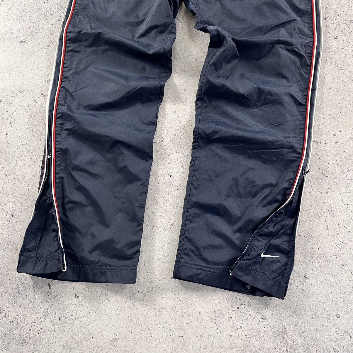 Nike × Vintage Nike Vintage Track Pants Nylon Y2K Drill Streetwear Swoosh Size US 34 / EU 50 - 6 Thumbnail