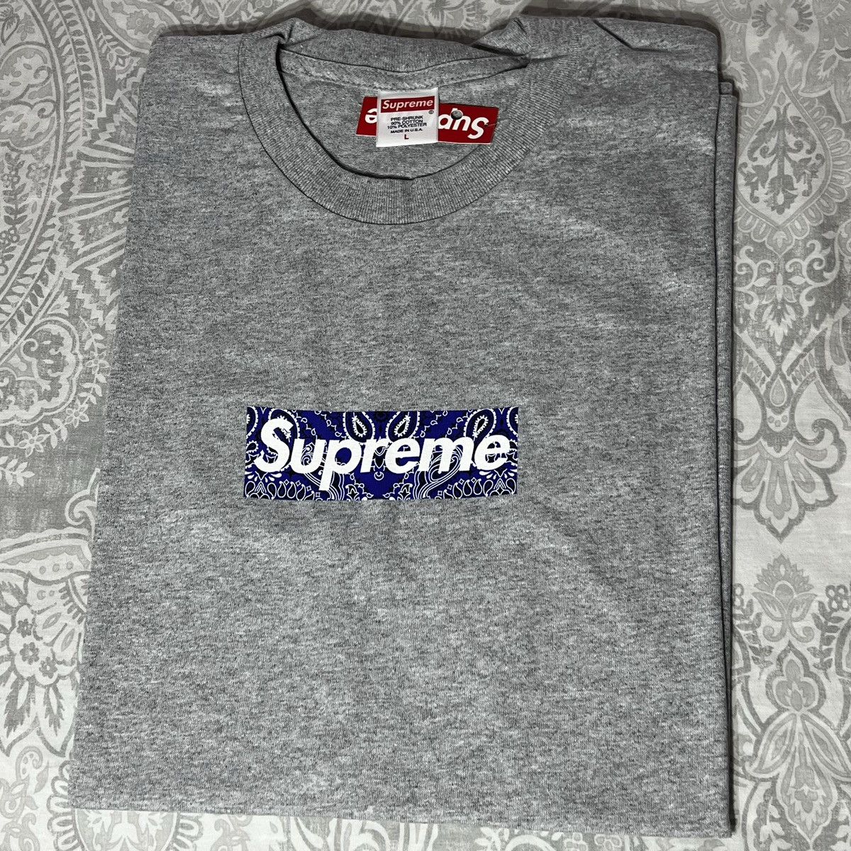 Supreme Supreme Grey Bandana Box logo tee Blue bandana bogo tee Size US L / EU 52-54 / 3 - 3 Thumbnail