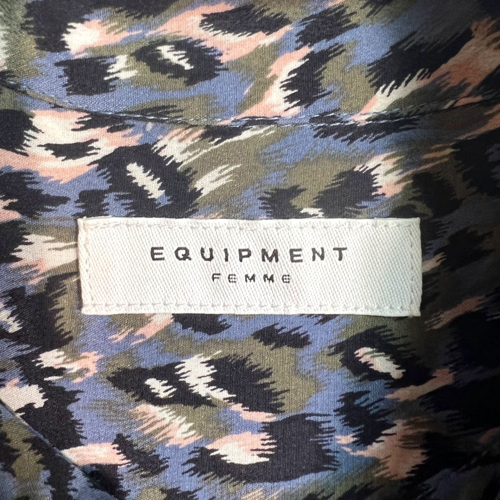 Equipment VINTAGE Equipment Silk Shirt Dress Long Sleeve Collared Button Front Animal Print XXS Women’s Blue - Equipment Shirt Dress Animals 90s Size XXS / US 00 / IT 34 - 3 Thumbnail