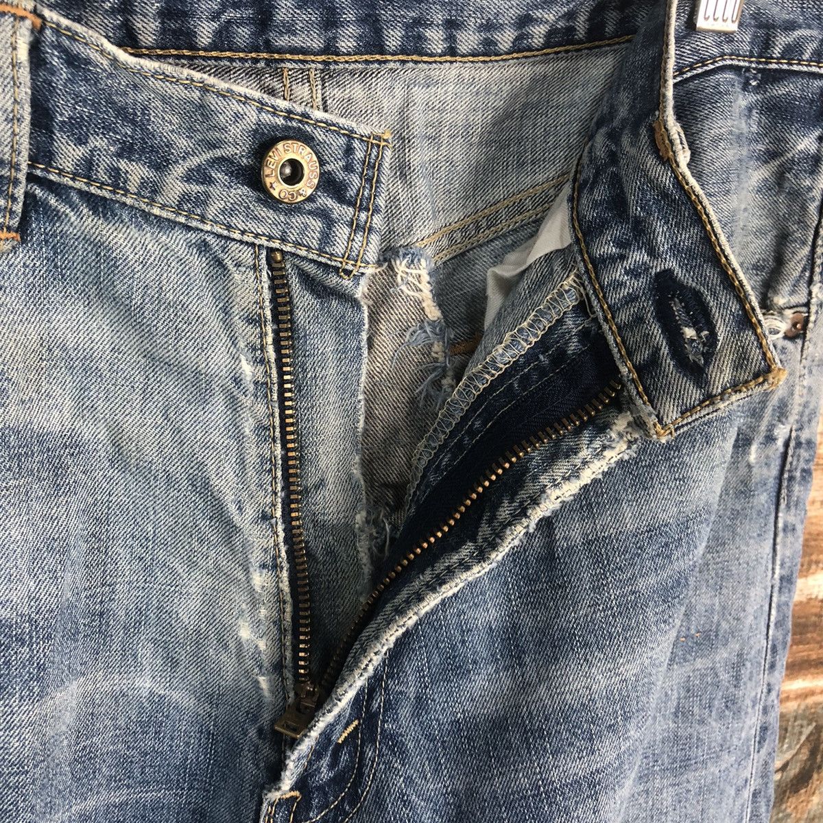 Levi's Levis Blue Distressed ripped Denim Pants #A2119 Size US 32 / EU 48 - 15 Thumbnail