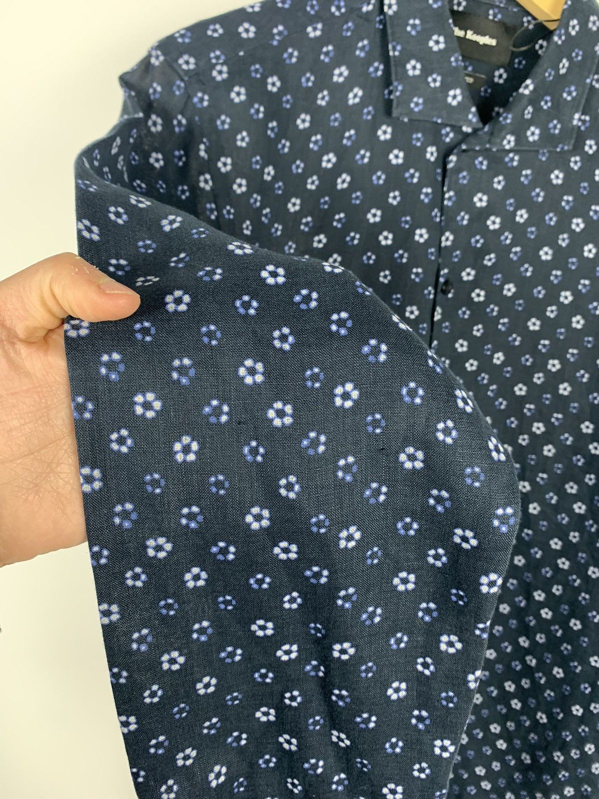 The Kooples The Kooples Linen Shirt Fitted Floral Pattern Men Size Small Size US S / EU 44-46 / 1 - 11 Thumbnail