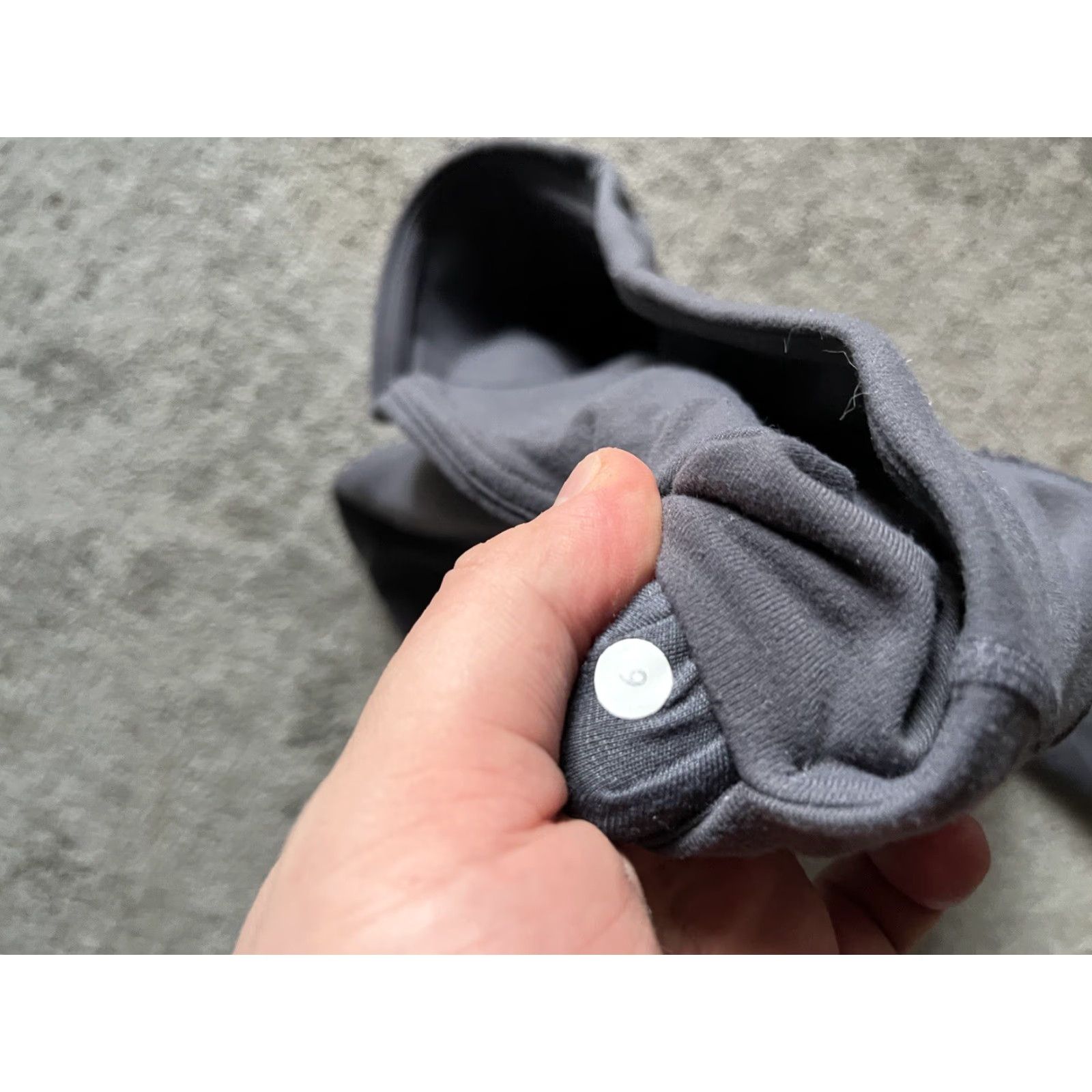 Lululemon VINTAGE Lululemon Athleisure Capri Leggings Women's Size 6 Gray Yoga Cross Training Size 28" / US 6 / IT 42 - 6 Thumbnail