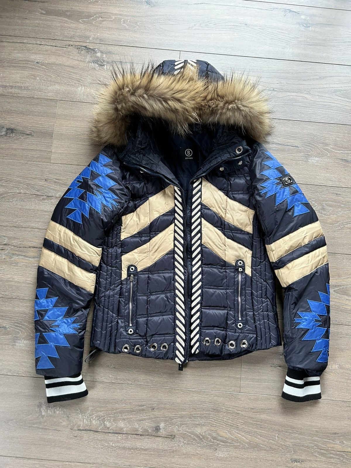 Bogner Bogner ski jacket blue aztec S-M Size M / US 6-8 / IT 42-44 - 1 Thumbnail