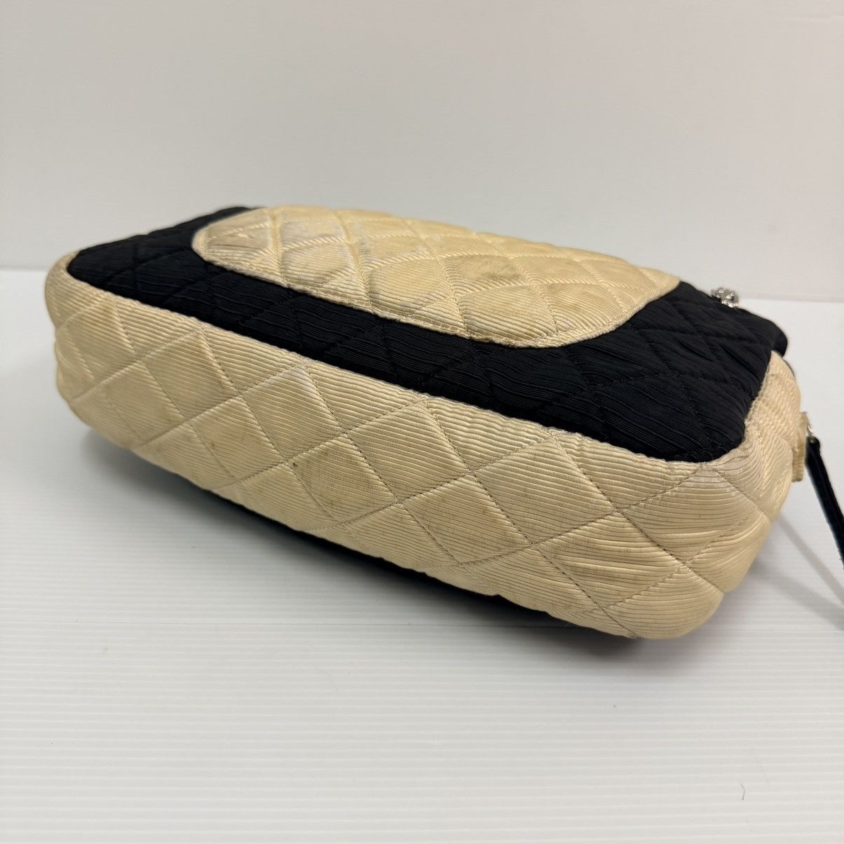 Chanel Pre-Owned Chanel Matelasse Chain Bag Nylon Black Silver CC Size ONE SIZE - 4 Thumbnail