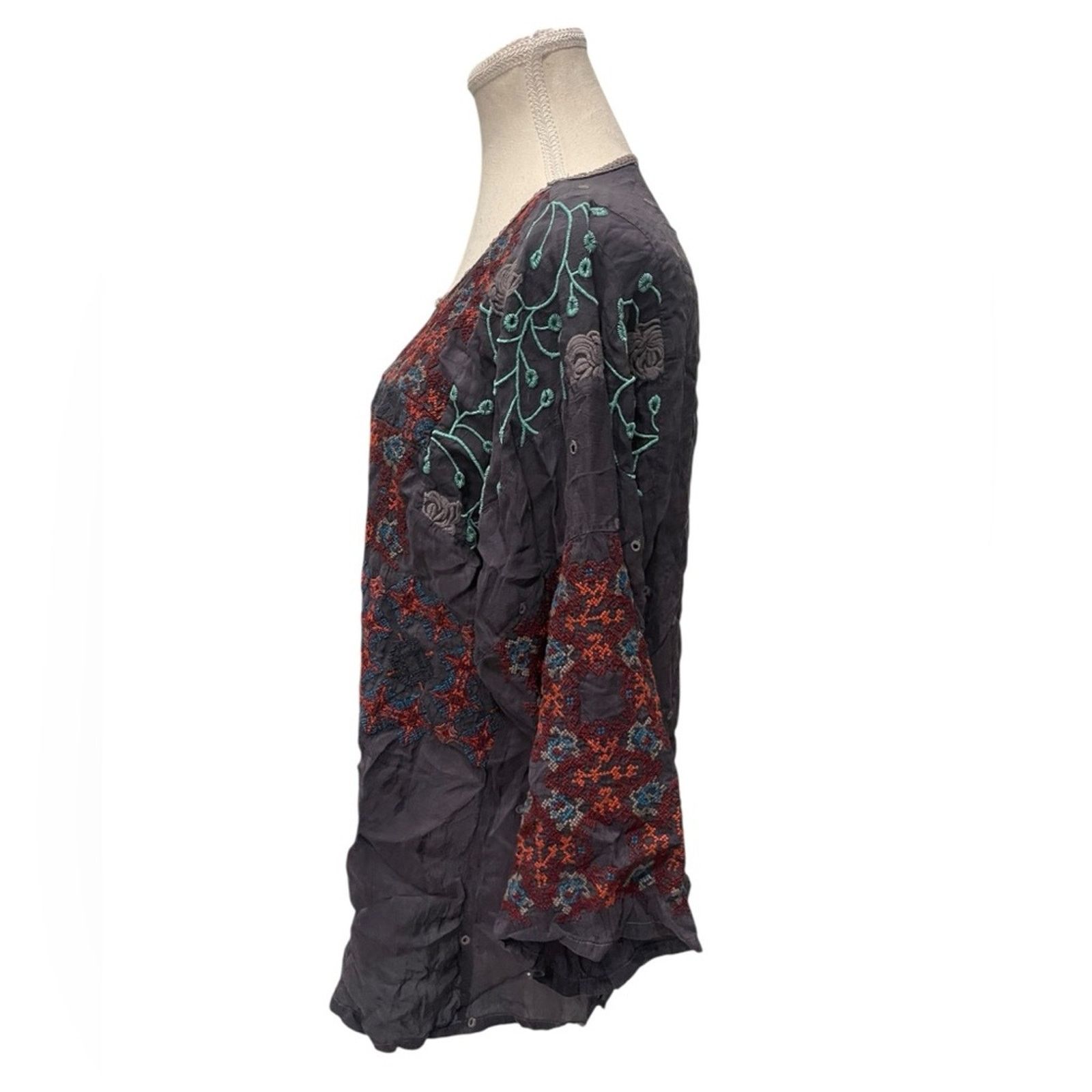 Johnny Was Johnny Was Embroidered 3/4 Sleeve Lightweight Blouse S Size S / US 4 / IT 40 - 3 Thumbnail