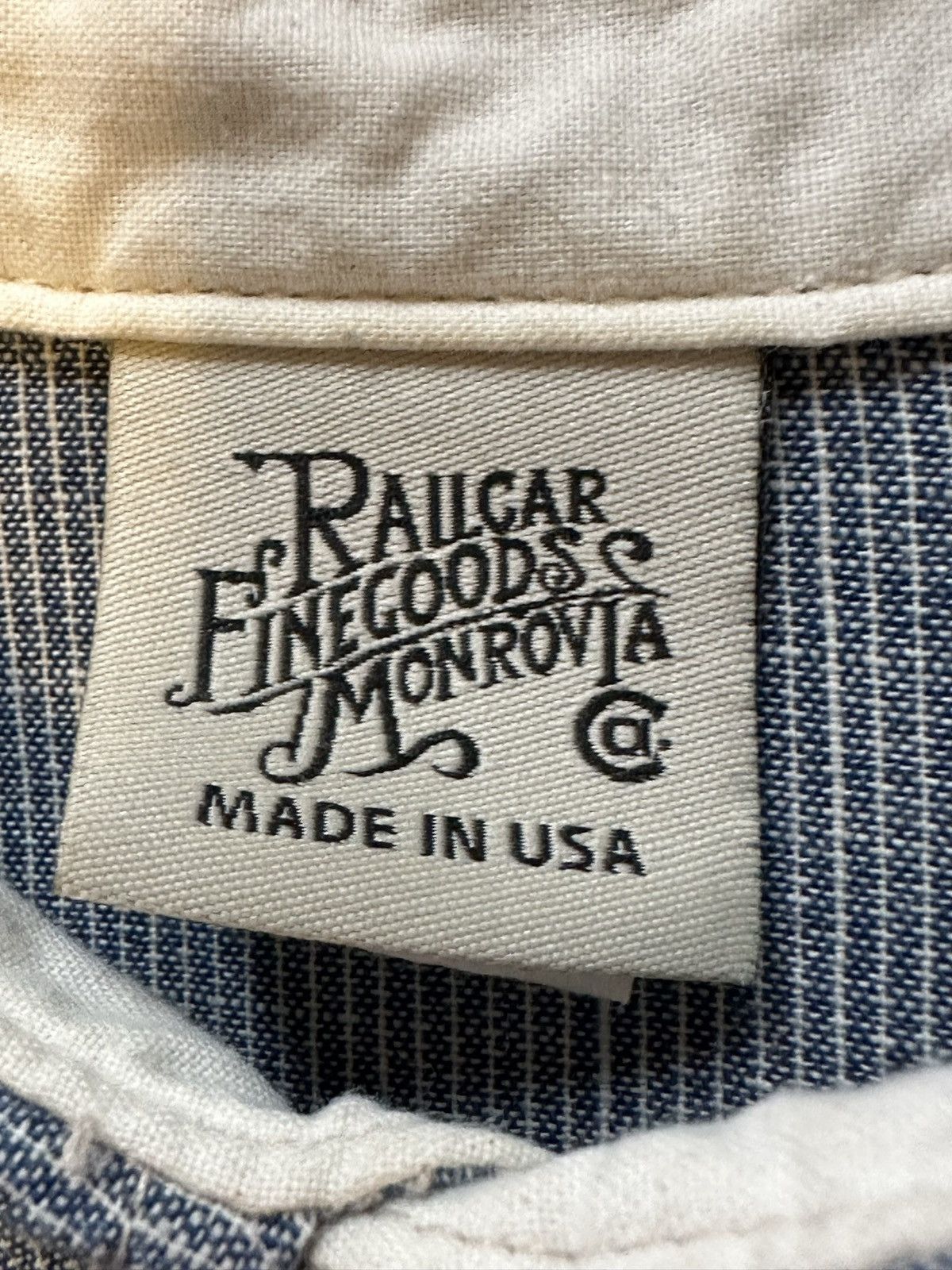 Railcar Fine Goods Railcar Fine Goods striped chambray work shirt Size US M / EU 48-50 / 2 - 4 Thumbnail