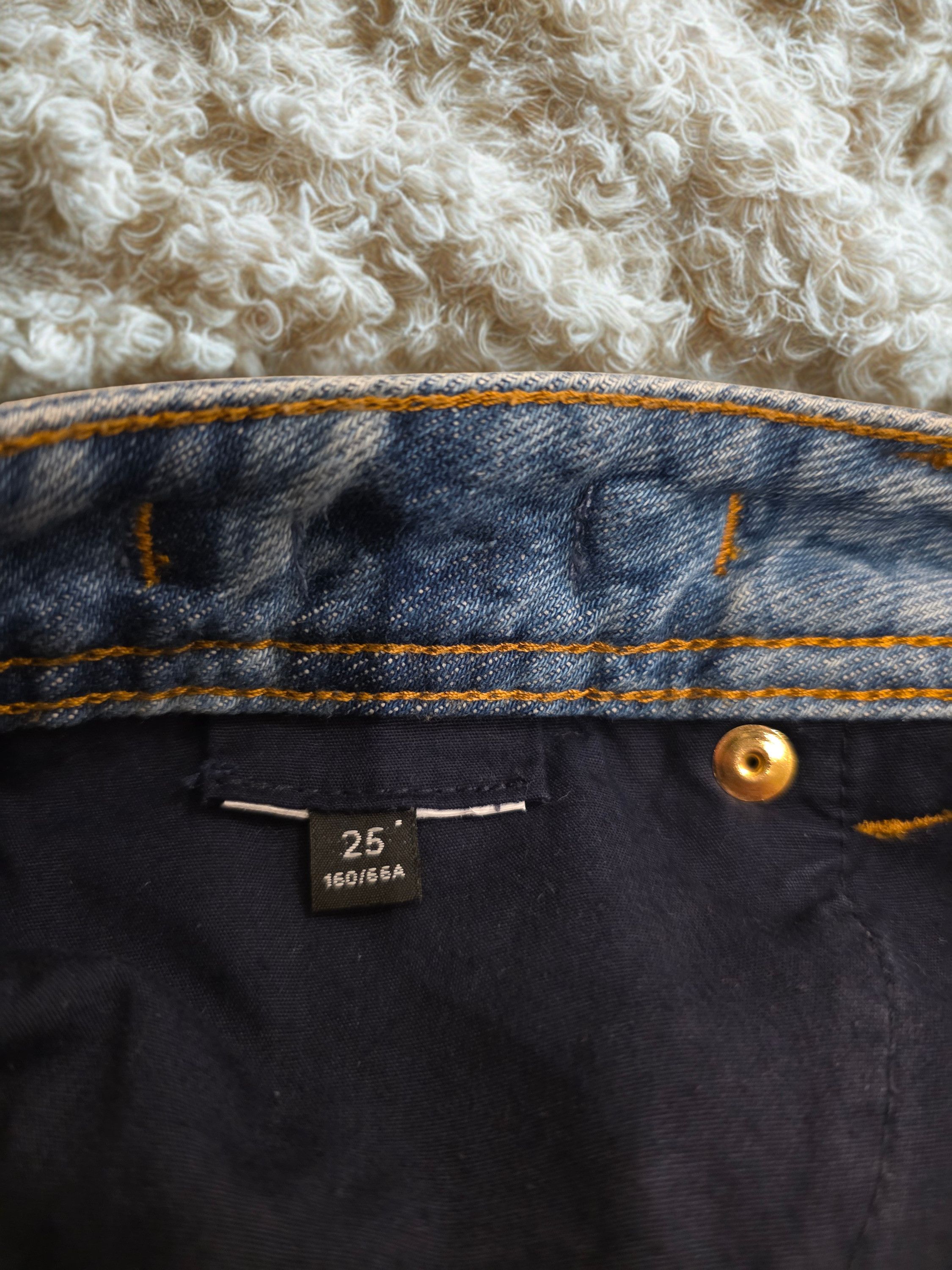 Versace Versace Baroque Print Jeans Gold Medusa Hardware Size 25" / US 0 / IT 36 - 3 Thumbnail