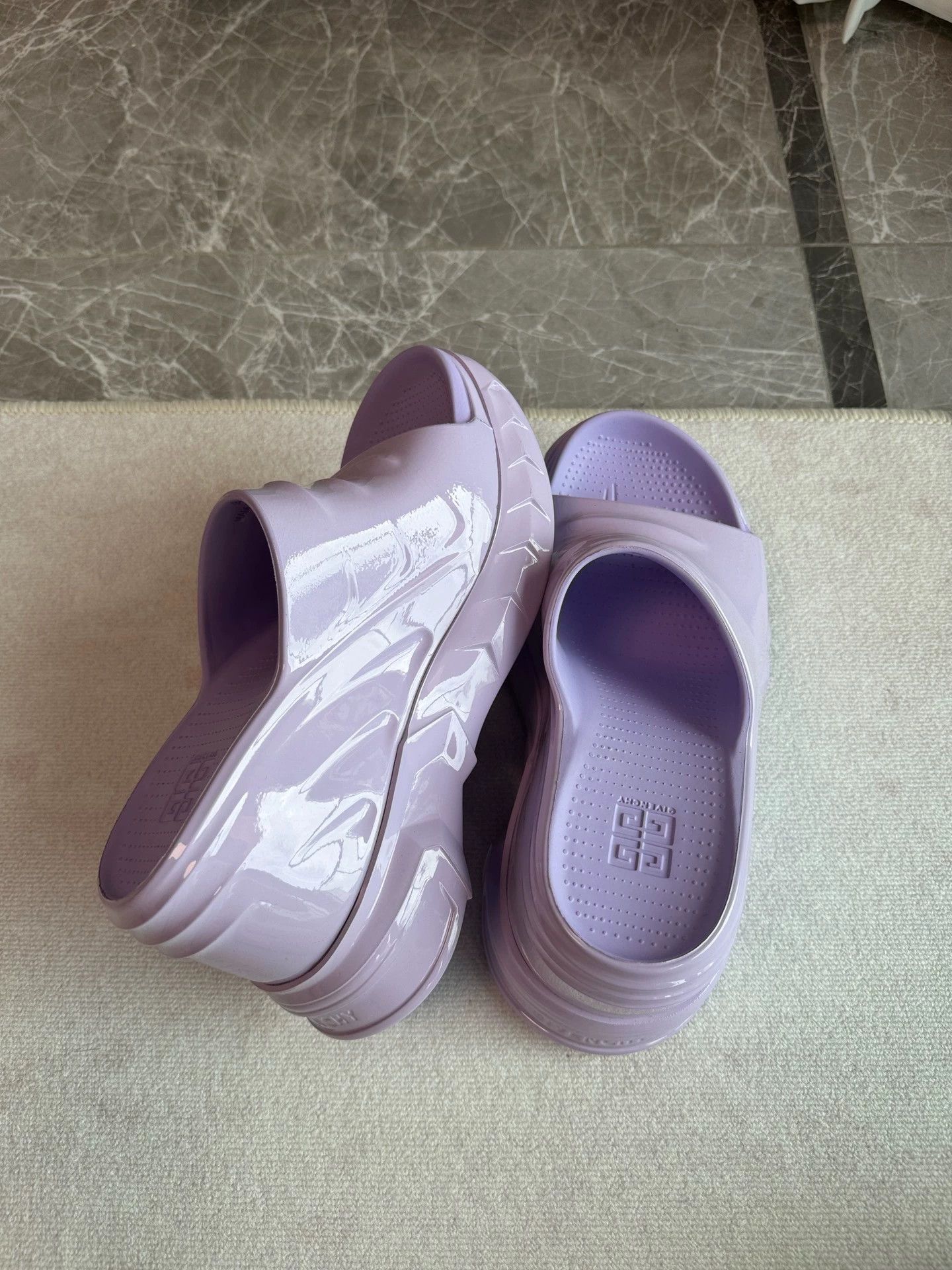 Givenchy Givenchy Marshmallow 10cm lilac mules 35-40 Size US 5.5 / IT 35.5 - 5 Thumbnail
