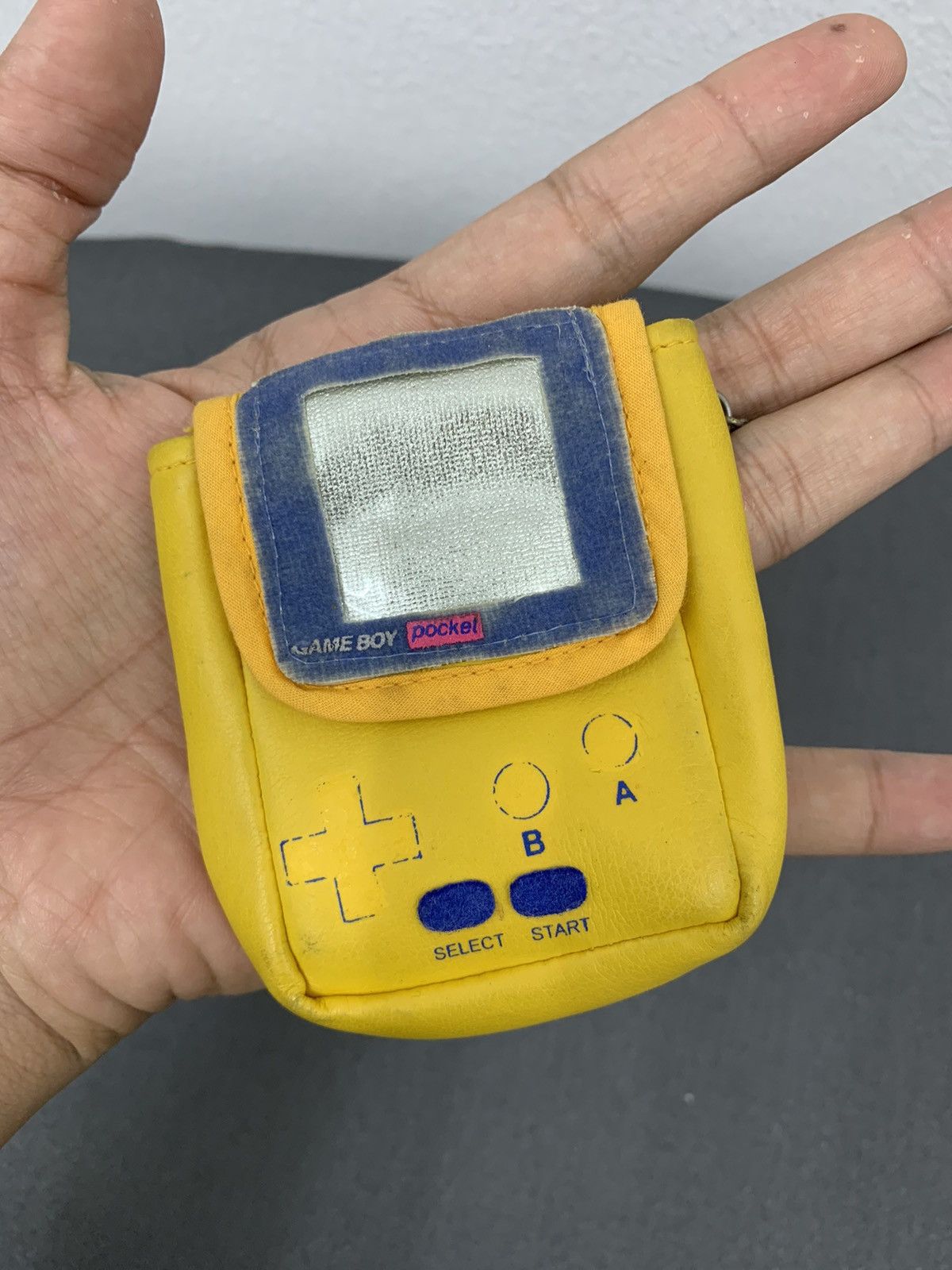 Nintendo Vintage Nintendo Game Boy Pocket Travel Bag Key chain Size ONE SIZE - 4 Thumbnail