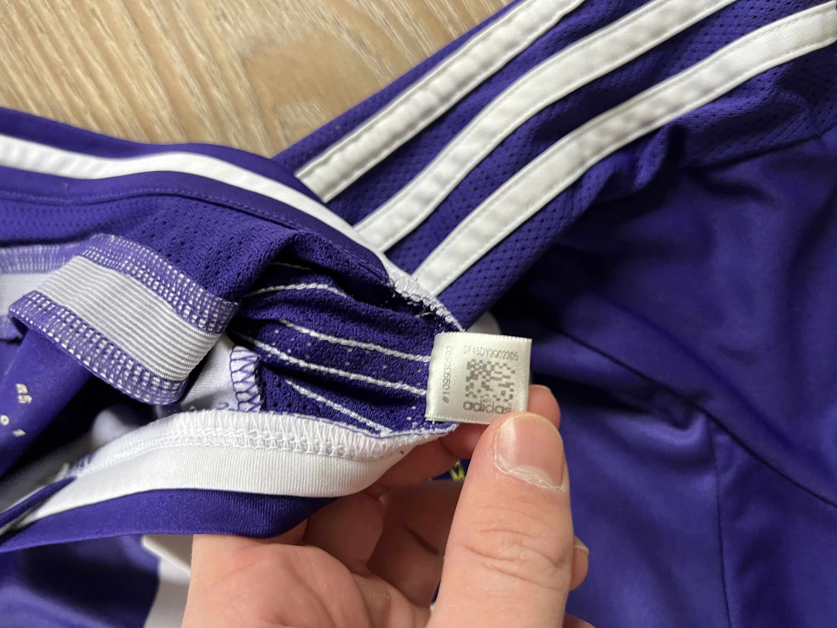 Adidas Adidas Anderlecht Home Shirt #10 Praet 2014-2015 Size US S / EU 44-46 / 1 - 11 Thumbnail
