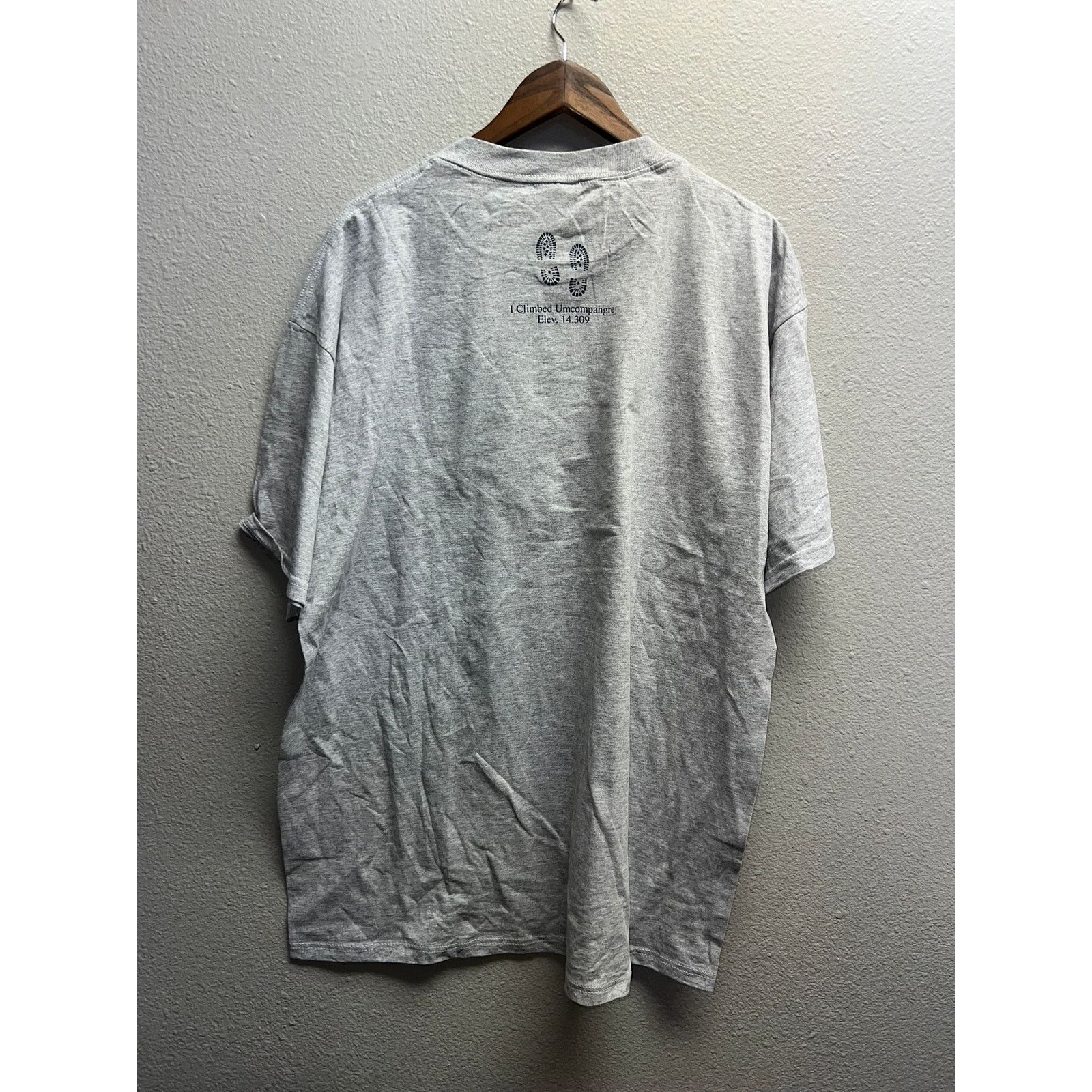Jerzees Vintage Rocky Mountains Shirt Go Climb A Mountain Tee XL Size US XL / EU 56 / 4 - 5 Thumbnail