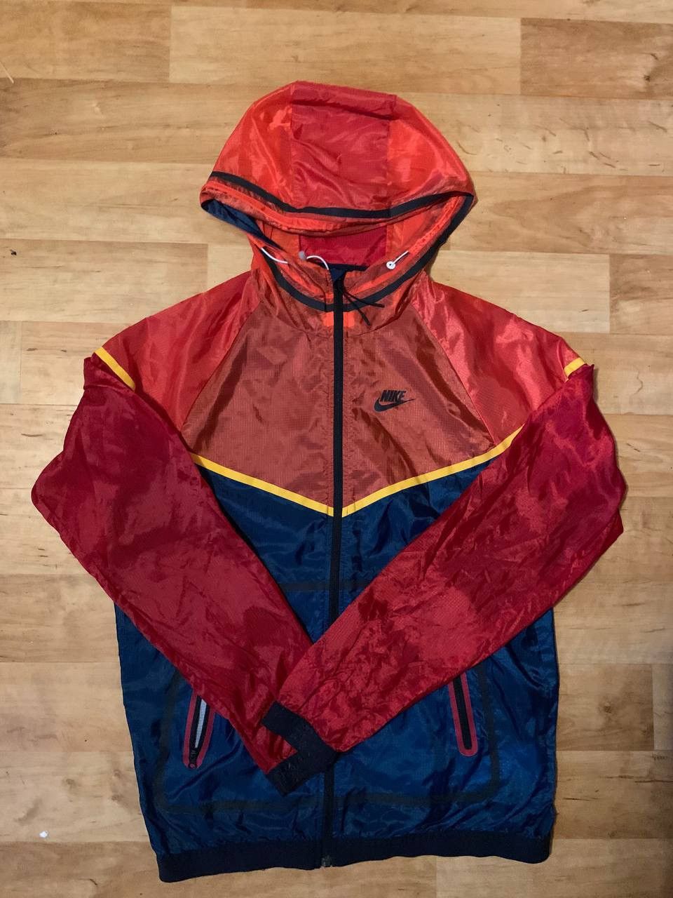 Nike windrunner retro online