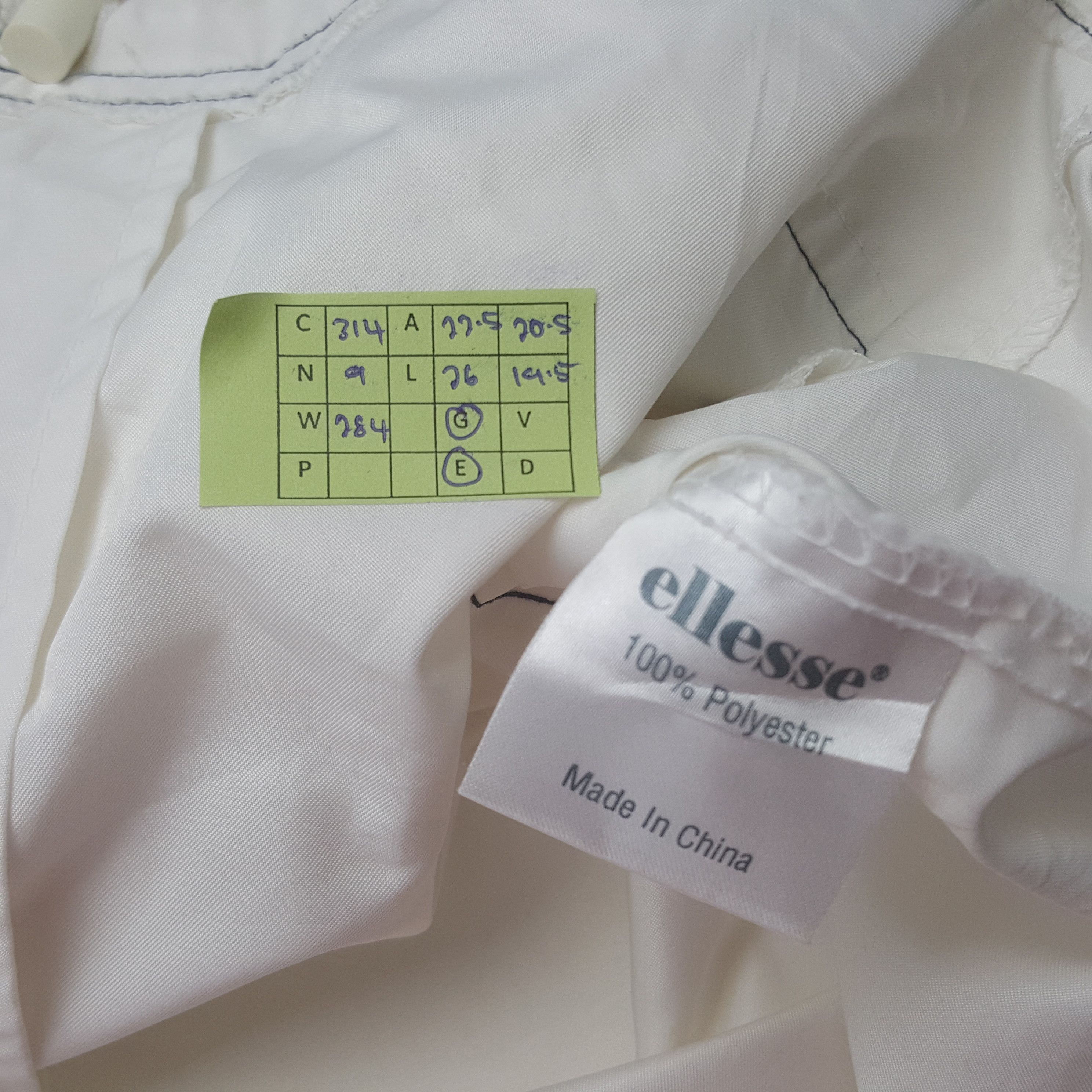 Ellesse Vintage Ellesse Windbreaker Jacket C314N9 Size US M / EU 48-50 / 2 - 8 Thumbnail