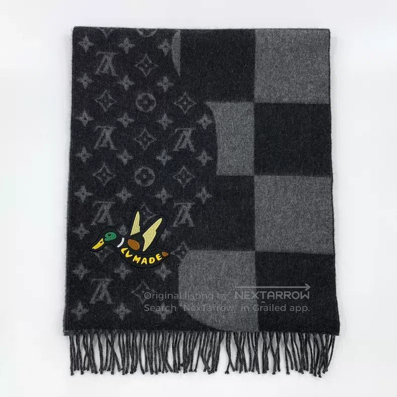 Louis Vuitton Louis Vuitton Black logo checkerboard paneled cashmere fri Size ONE SIZE - 2 Thumbnail