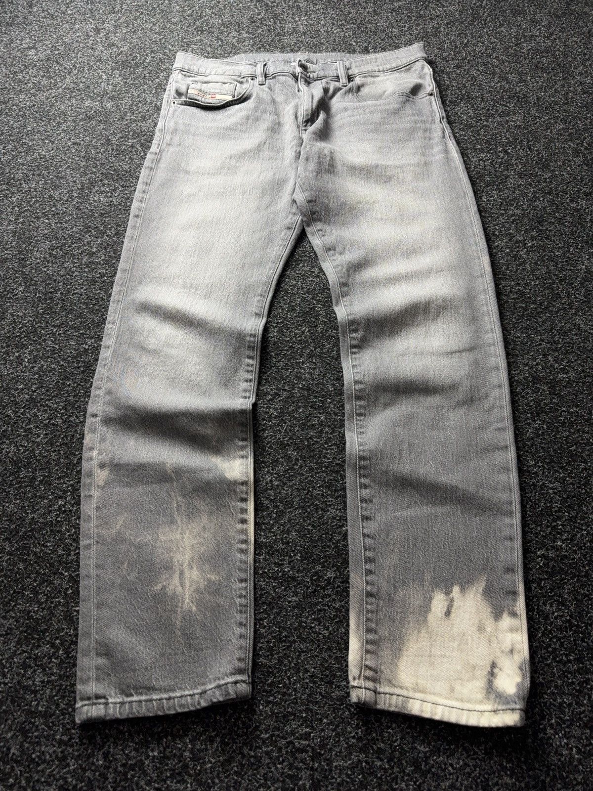 Diesel 00s Luxury Y2K Diesel Washed Grey Denim Jeans tapered Fit Size US 33 - 1 Thumbnail