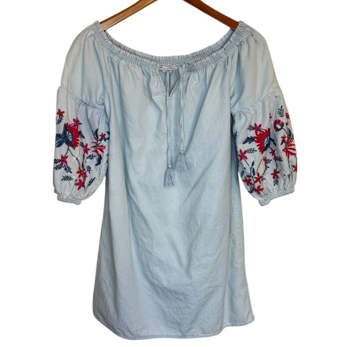 Aeropostale Aeropostale Dress Women Small Blue Chambray Embroidered Size S / US 4 / IT 40 - 1 Thumbnail