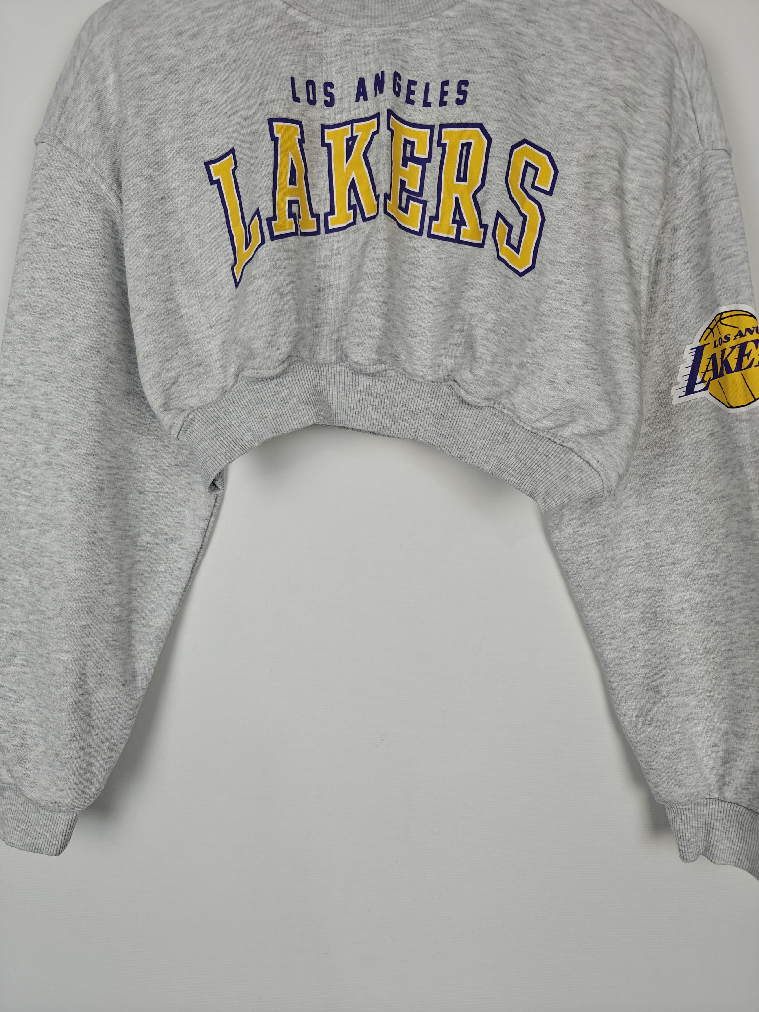 NBA NBA Lakers Crop Top Sweatshirt Crewneck Gray Logo XS Size XS / US 0-2 / IT 36-38 - 3 Thumbnail