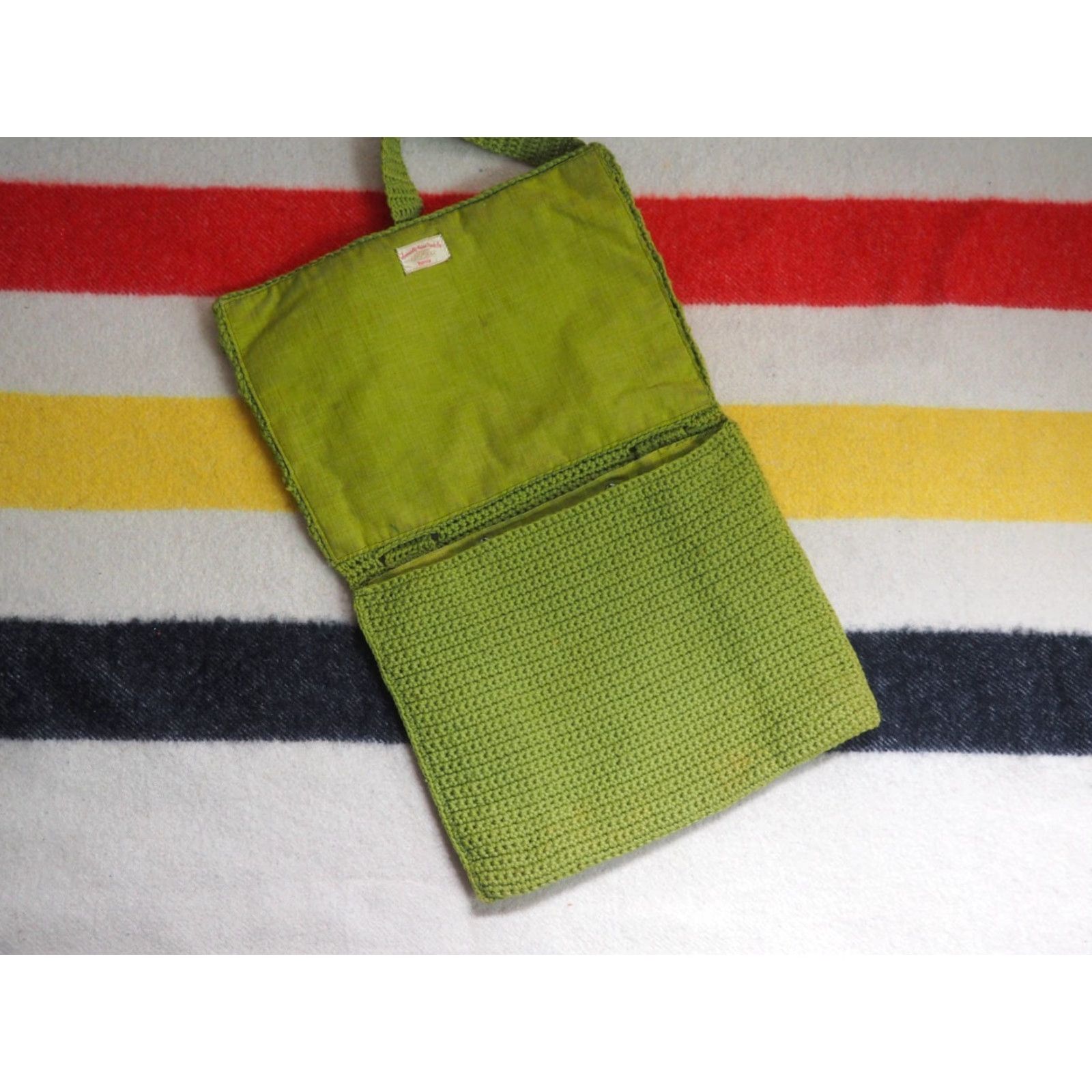 Olive VTG 60s 70s Moss Olive Green Boho Hippy Crochet Handmade Retro Purse Bag Purse Women Size ONE SIZE - 3 Thumbnail