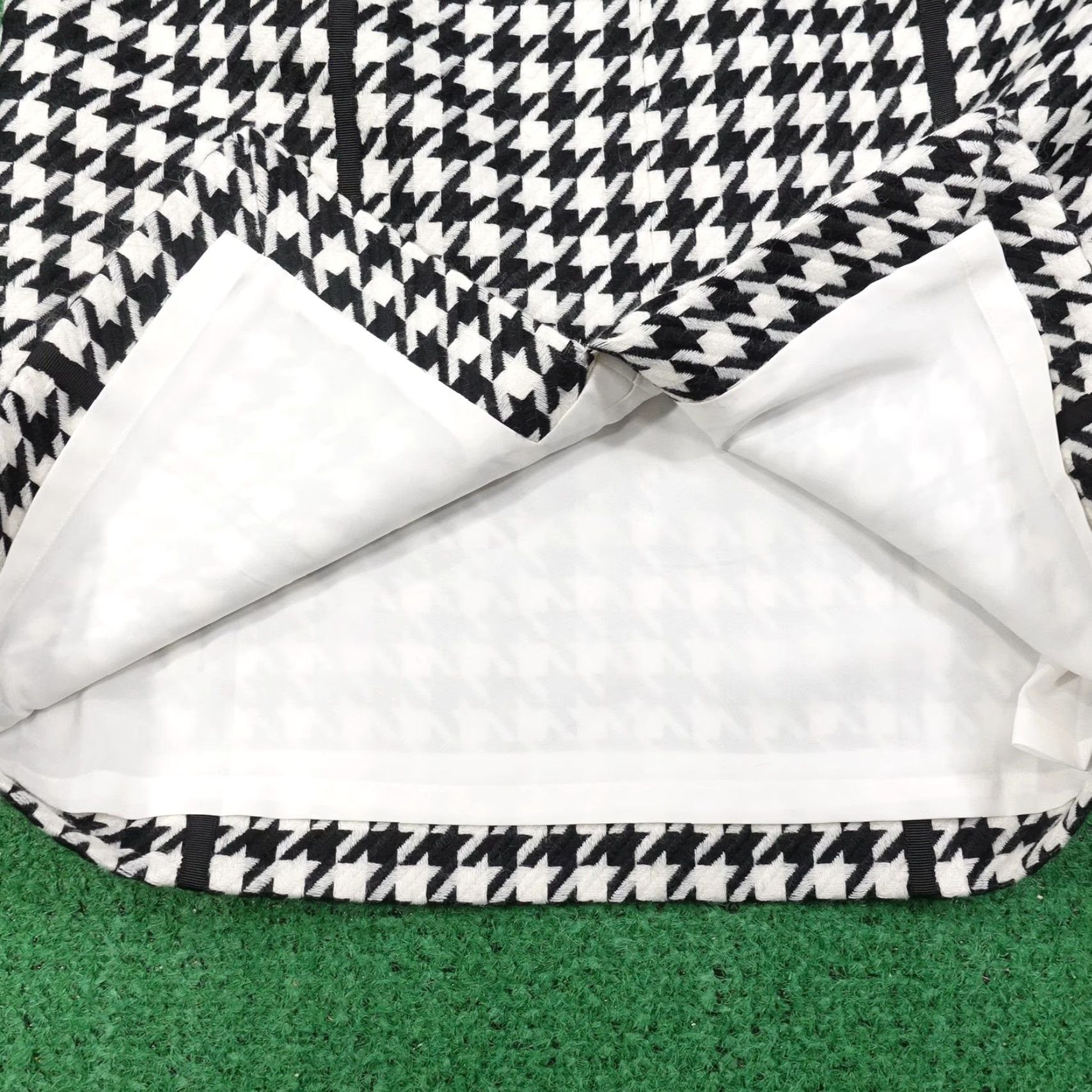 White House Black Market White House Black Market Skirt Womens 10 Houndstooth Wool Lined Career Work Offi Size 32" / US 10 / IT 46 - 6 Thumbnail