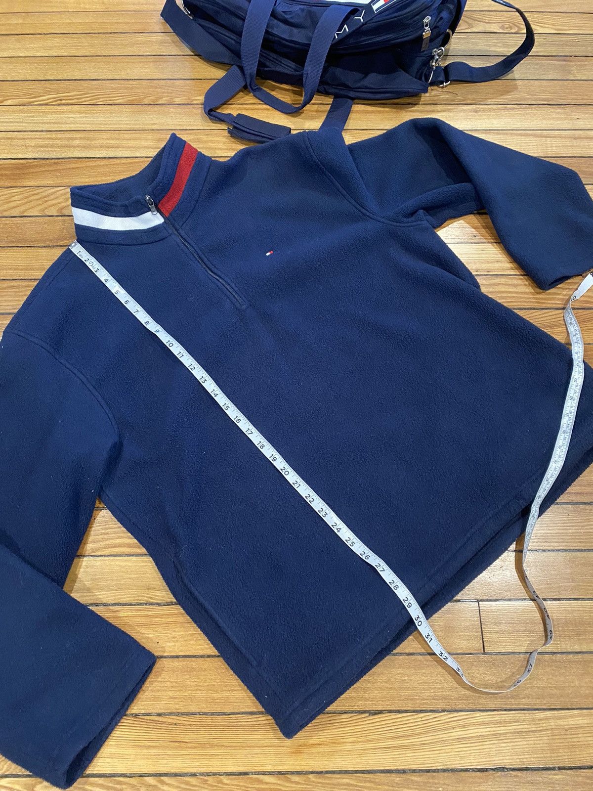 Tommy Hilfiger Tommy fleece + free duffle bag xl Size US XL / EU 56 / 4 - 3 Thumbnail