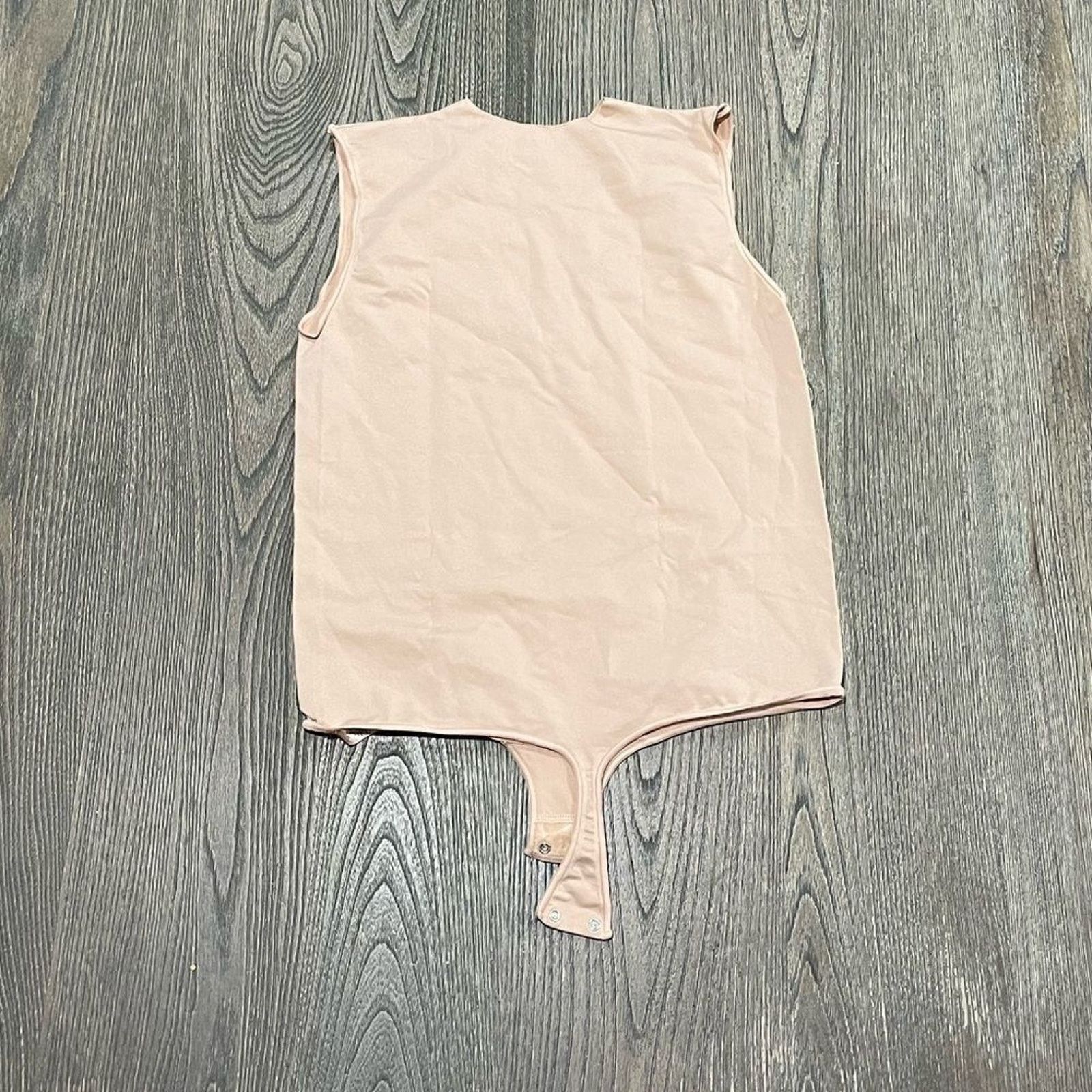 SKIMS Essential Crew Neck Sleeveless Bodysuit Pullover Clay 2X/3X Size XXL / US 16-18 / IT 52-54 - 4 Thumbnail