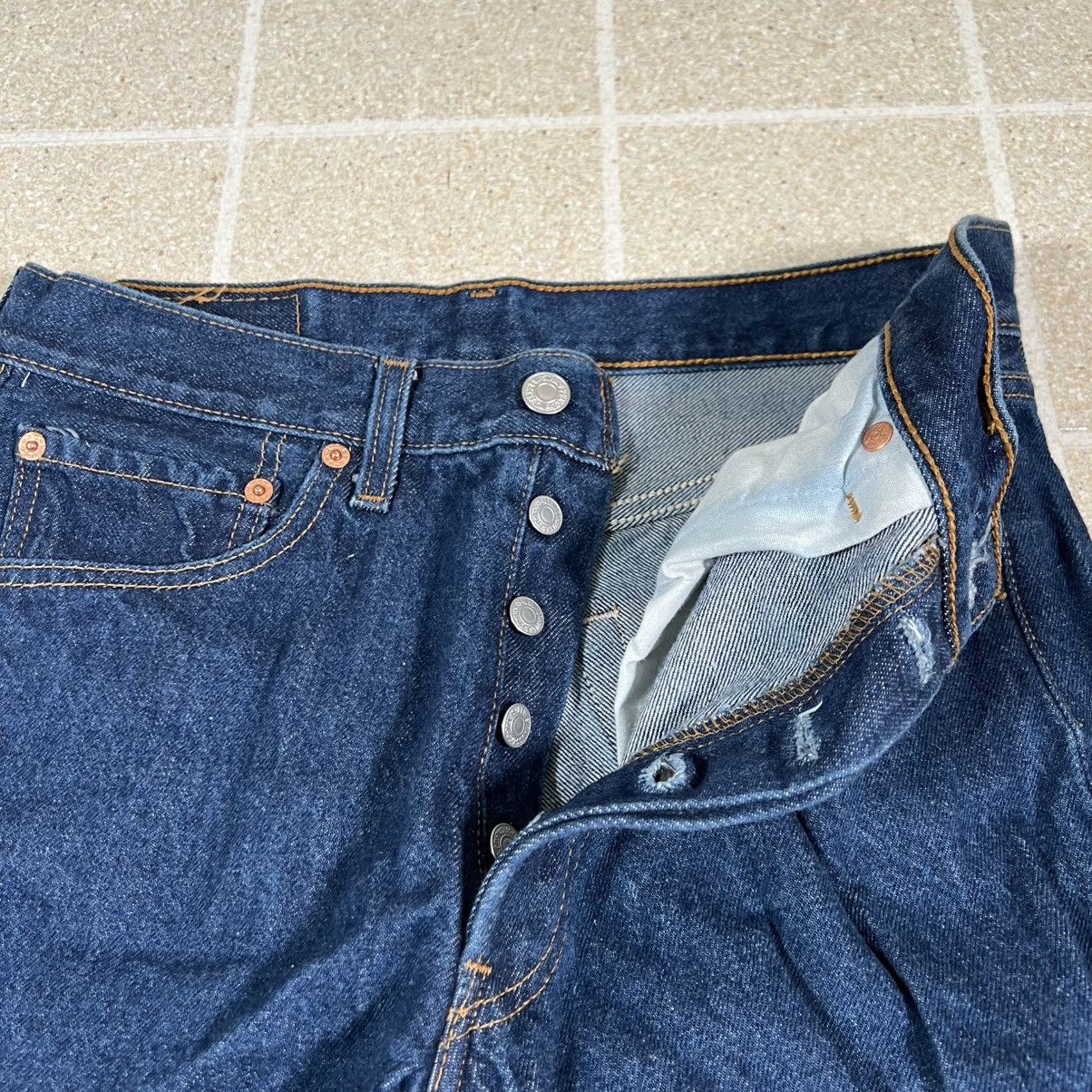 Levi's Vtg 90s Levi’s 501XX Button Fly Jeans Made in Mexico 29x28 Size US 29 - 7 Thumbnail