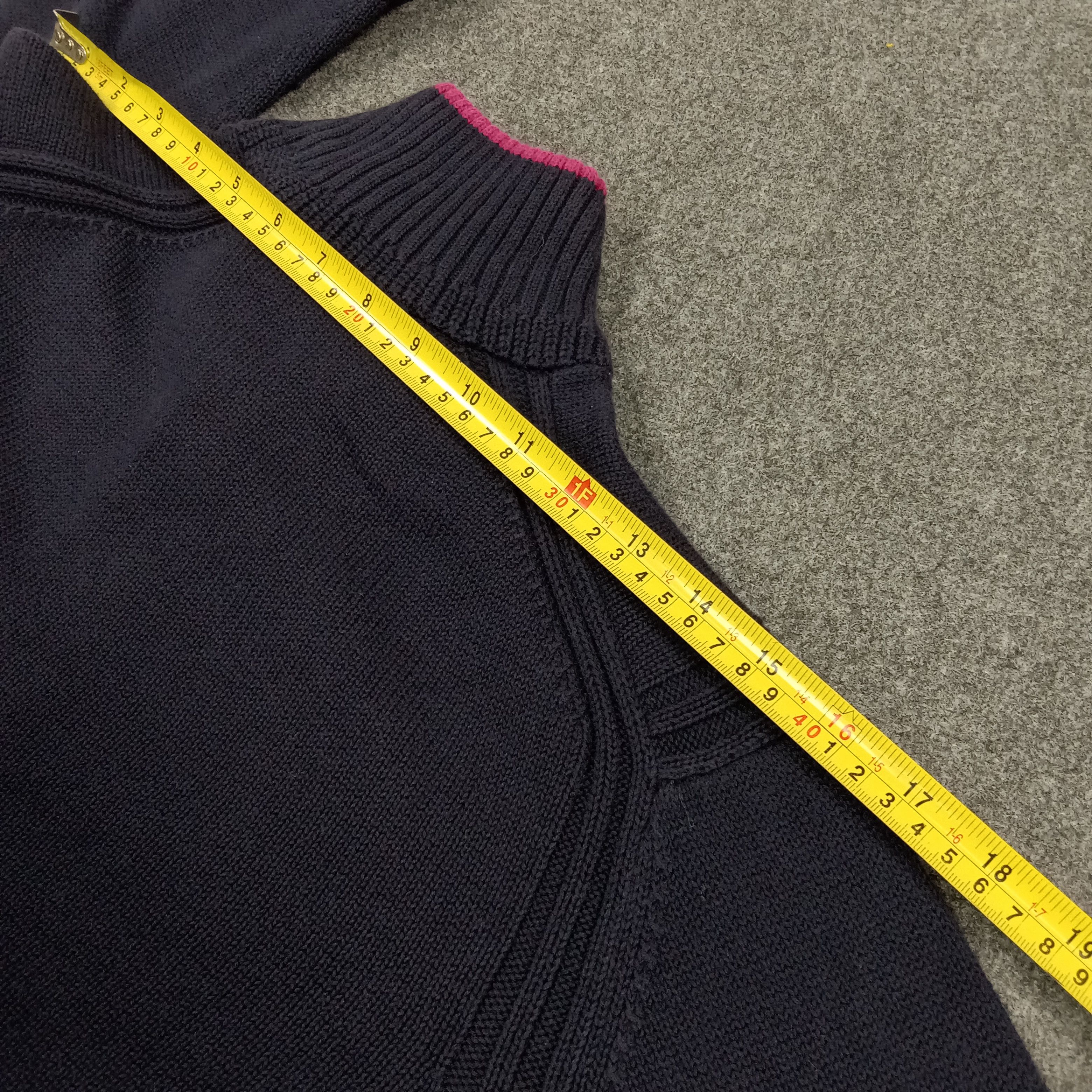 Burberry Burberry Black Label Knit Polo Sweater E1A18 Size US S / EU 44-46 / 1 - 6 Thumbnail