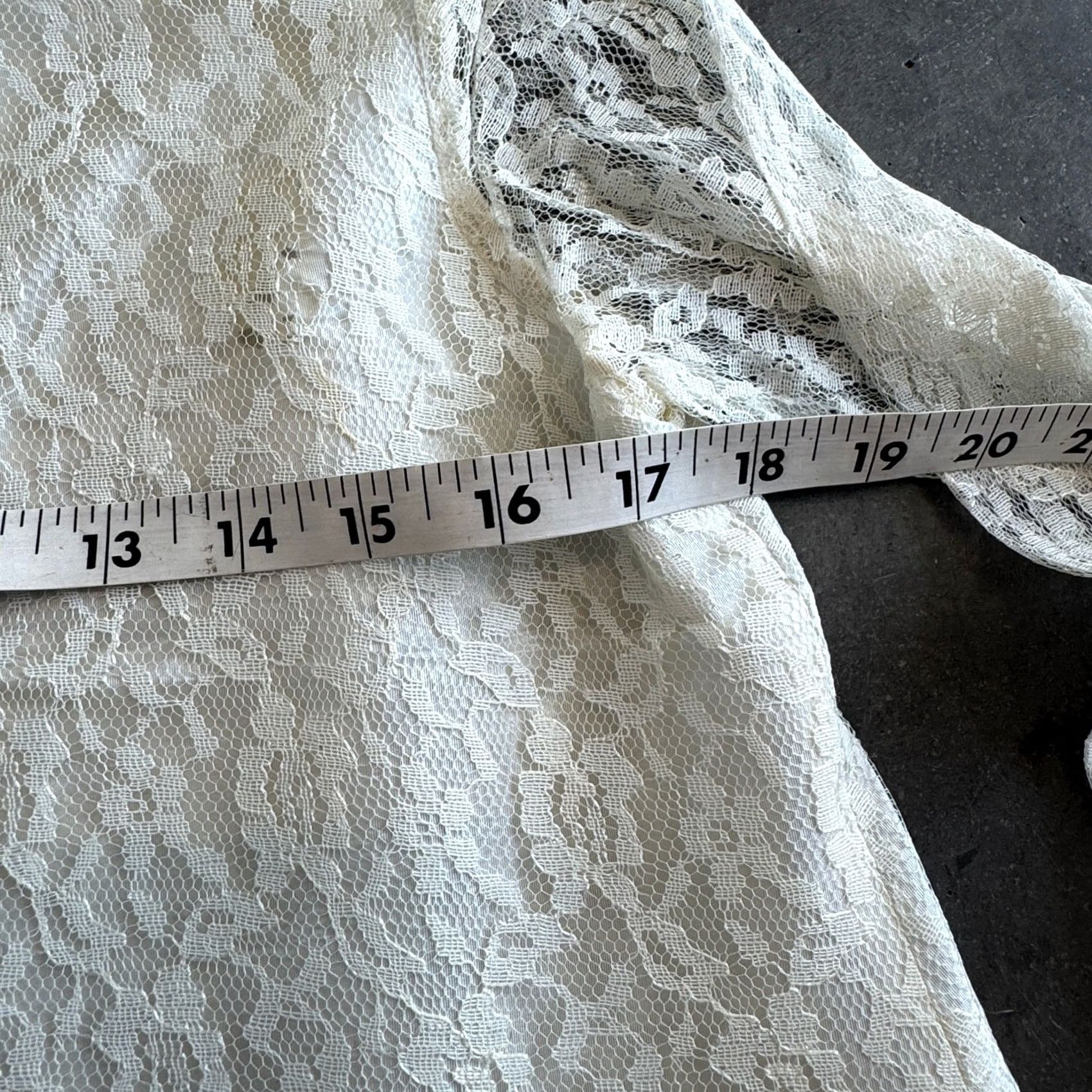 Vintage VINTAGE Y2K 70's Vicky Vaughn Long Sleeve White Full Lace Dress Junior 11 Dress Size L / US 10 / IT 46 - 4 Thumbnail