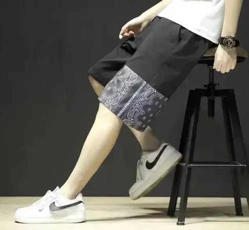 Other 20SS Indigo Union Japan Black Bandana Patchwork Shorts Size US 31 - 2 Thumbnail