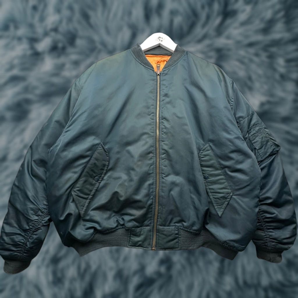 Vintage VINTAGE MA-1 Flyers Intermediate Flight Bomber Jacket Large Military Issue Blue Mens Flight Jacket Size US L / EU 52-54 / 3 - 1 Thumbnail