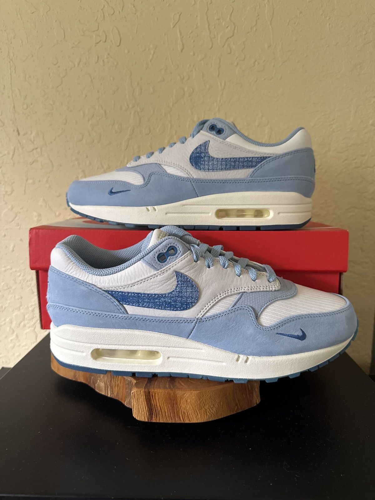 Nike Nike Air Max 1 PRM “Blueprint” Size US 10 / EU 43 - 1 Thumbnail