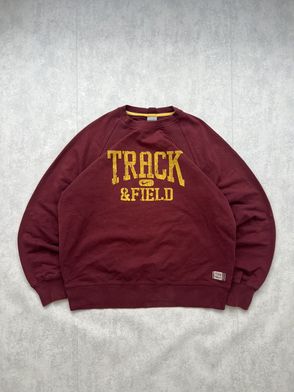 Nike 00’s NIKE TRACK AND FIELD CENTR SWOOSH Y2K BOXY CREWNECK Size US L / EU 52-54 / 3 - 1 Thumbnail