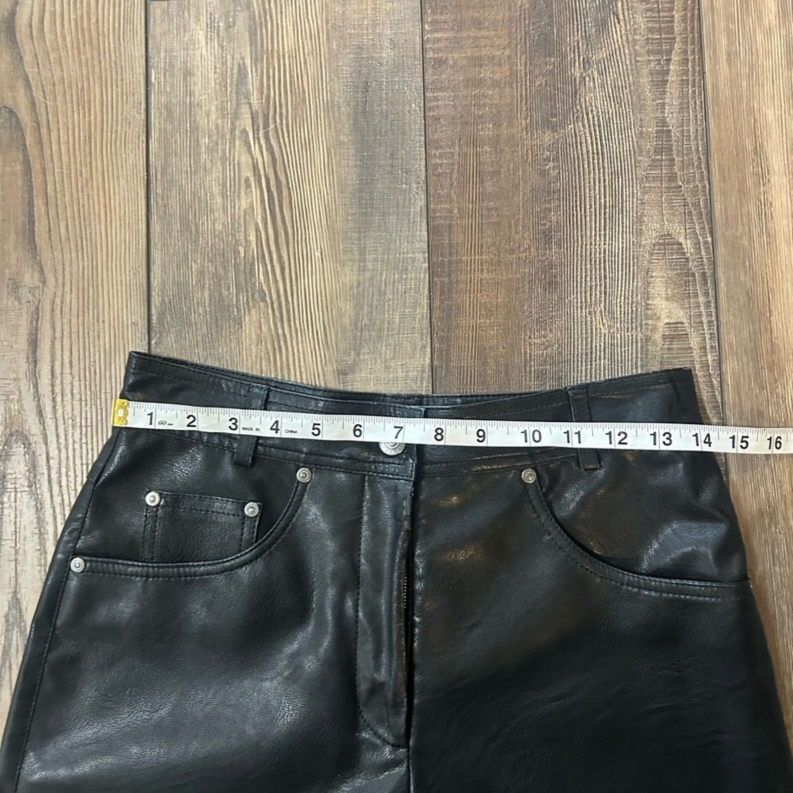 Stella McCartney Stella McCartney Maddox Shorts Black Design Hem 4/38 Size 27" / US 4 / IT 40 - 12 Thumbnail