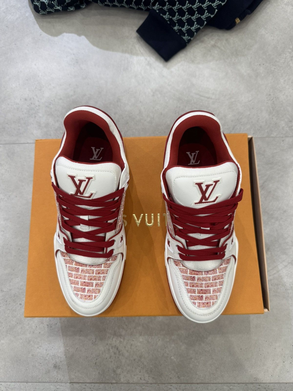 Louis Vuitton Louis vuitton x Lady pink Size US 8 / EU 41 - 2 Thumbnail