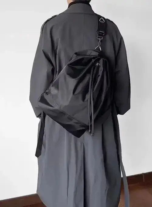 Other Black y2k 2 way backpack shoulder bag Size ONE SIZE - 1 Thumbnail