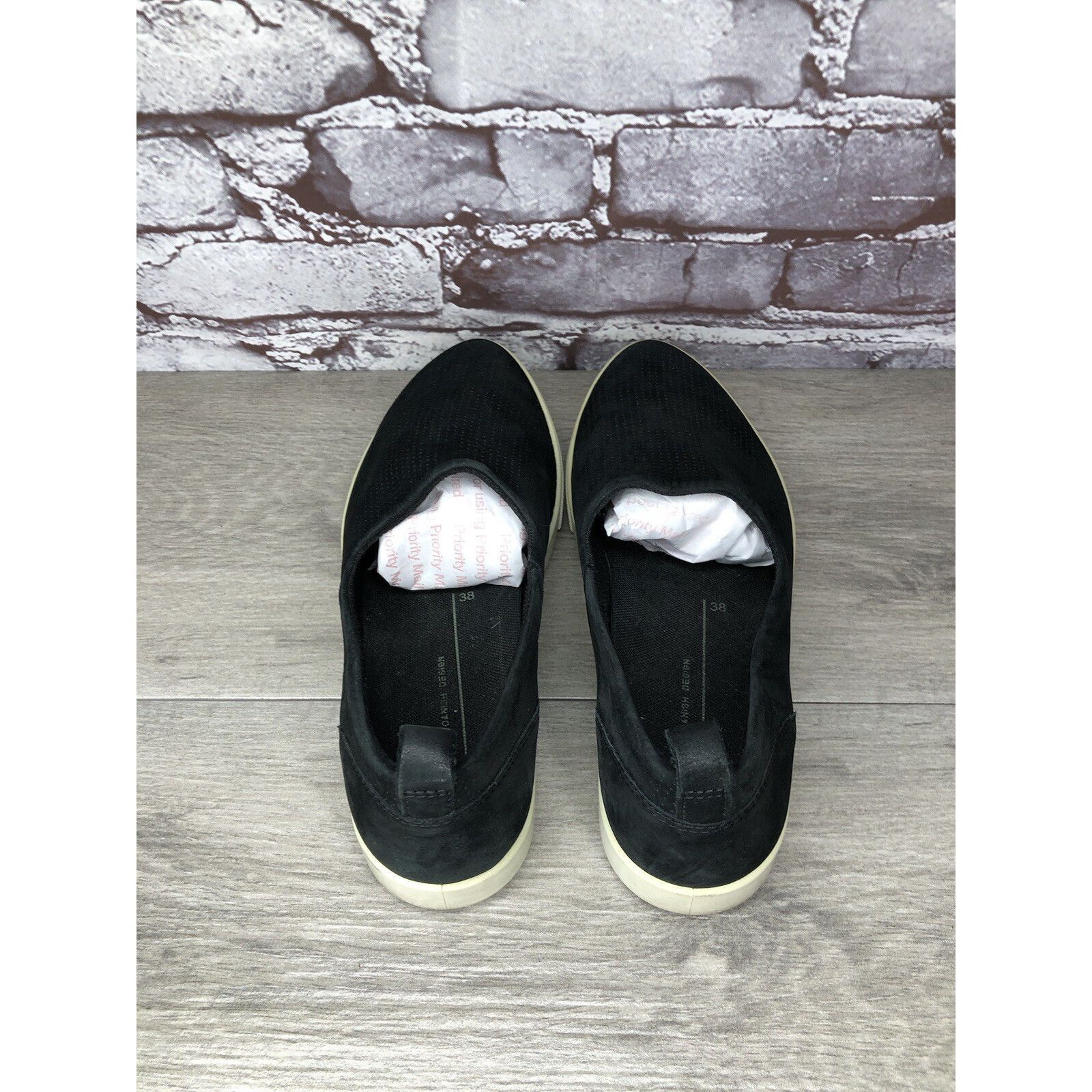 Ecco Ecco Danish Design Black Leather Slip On Casual Sneakers Sho Size US 7.5 / IT 37.5 - 4 Thumbnail