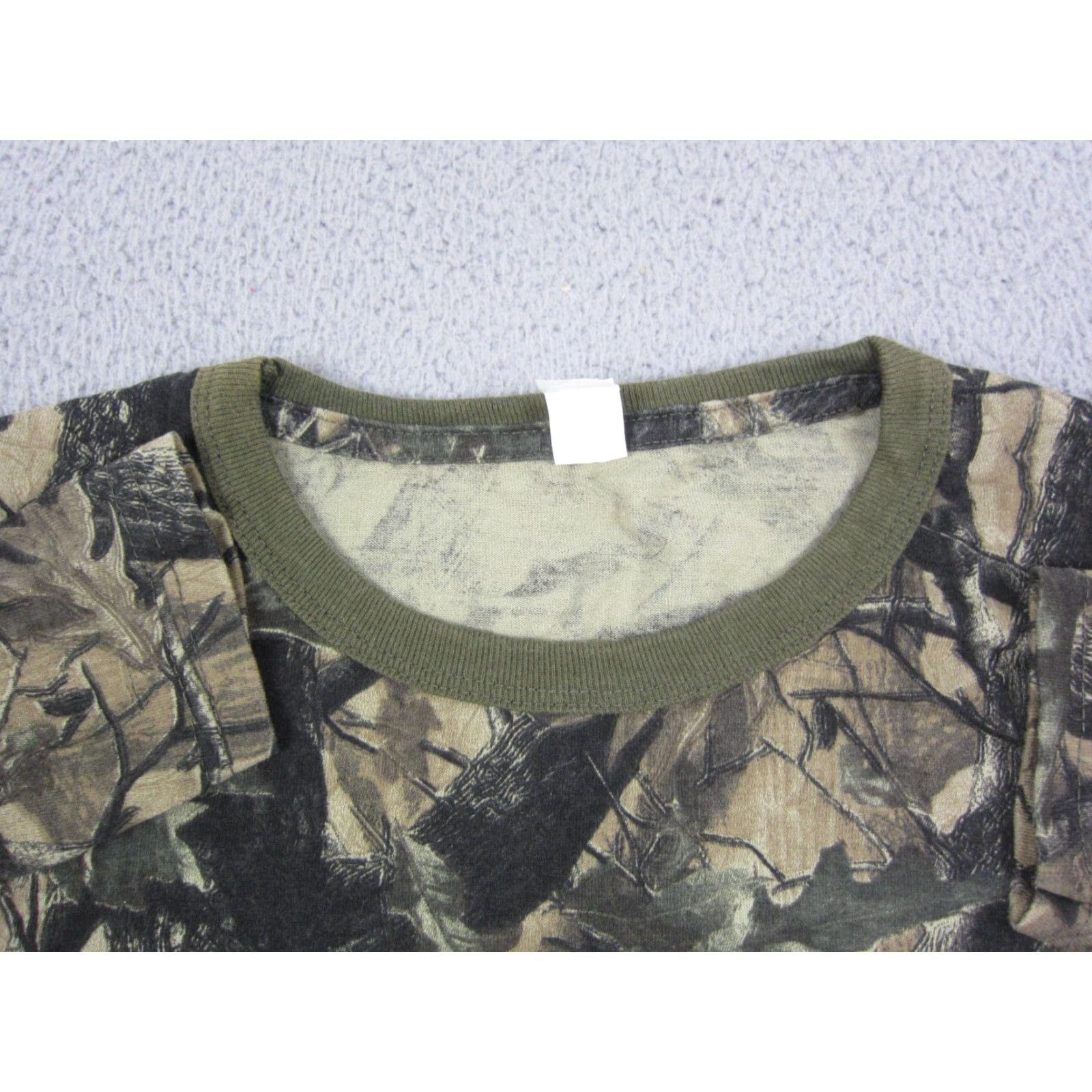 Realtree VINTAGE Realtree Shirt Adult XL Green Camo Mens 90s T-Shirt Short Sleeve Crew Neck 80s College School Size US XL / EU 56 / 4 - 4 Thumbnail