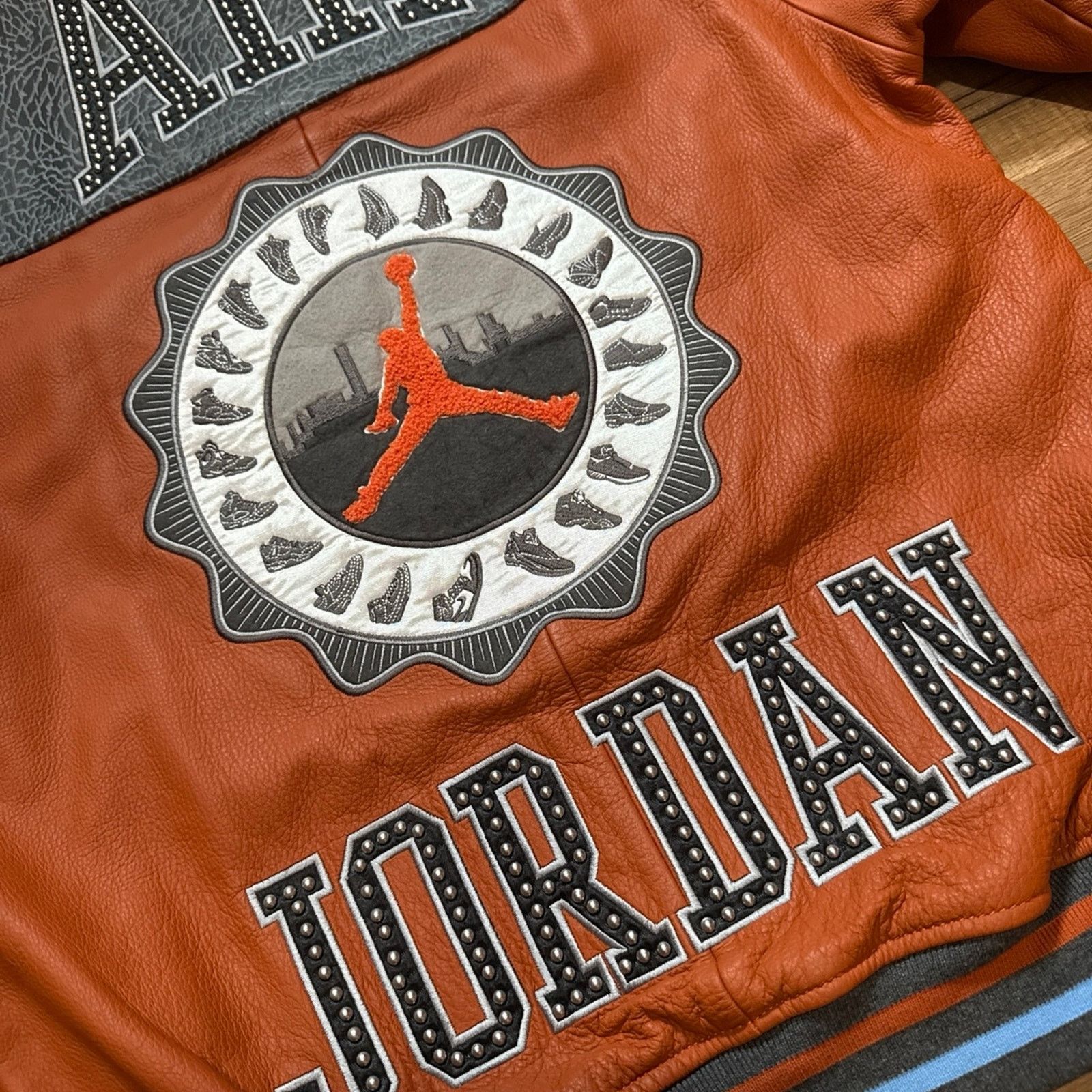 Jordan Brand 2007 Jordan Official Member Zip Up Leather Varsity Jacket Size US L / EU 52-54 / 3 - 4 Thumbnail
