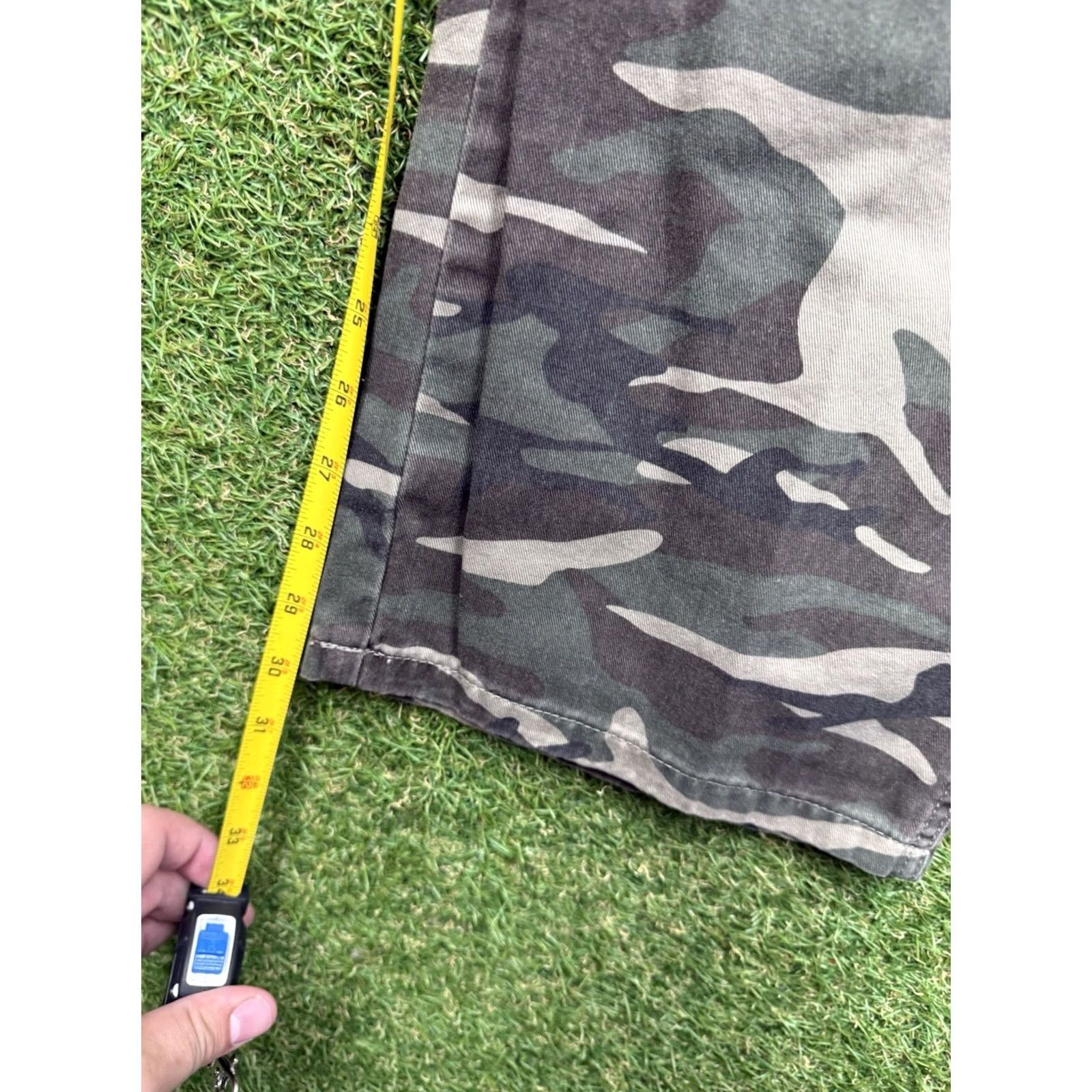AMO VINTAGE Wrangler Cargo Pants 38x30 Camouflage Y2k Grunge Skate Baggy Wide Leg Mens Pants Size US 38 / EU 54 - 4 Thumbnail