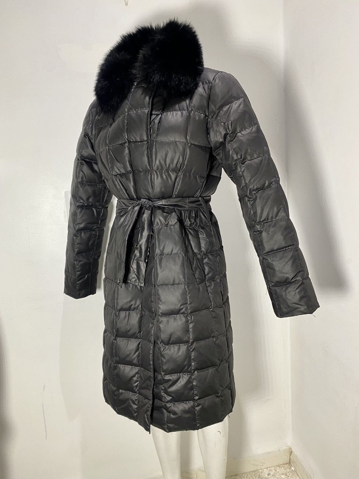 Herno Herno Women's long down jacket with fur collar Size M / US 6-8 / IT 42-44 - 3 Thumbnail