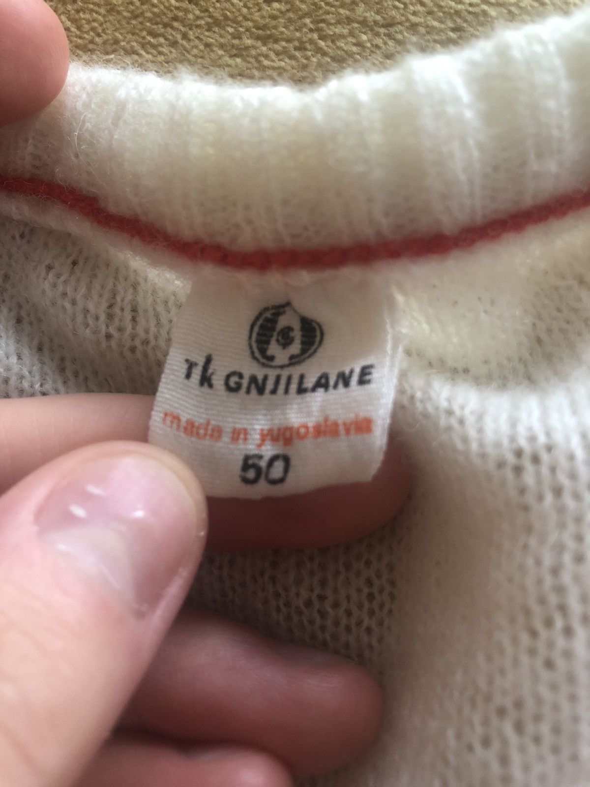 Vintage VERY RARE MADE IN YUGOSLAVIA WOOL QUALITY VINTAGE SWEATER Size US M / EU 48-50 / 2 - 3 Thumbnail