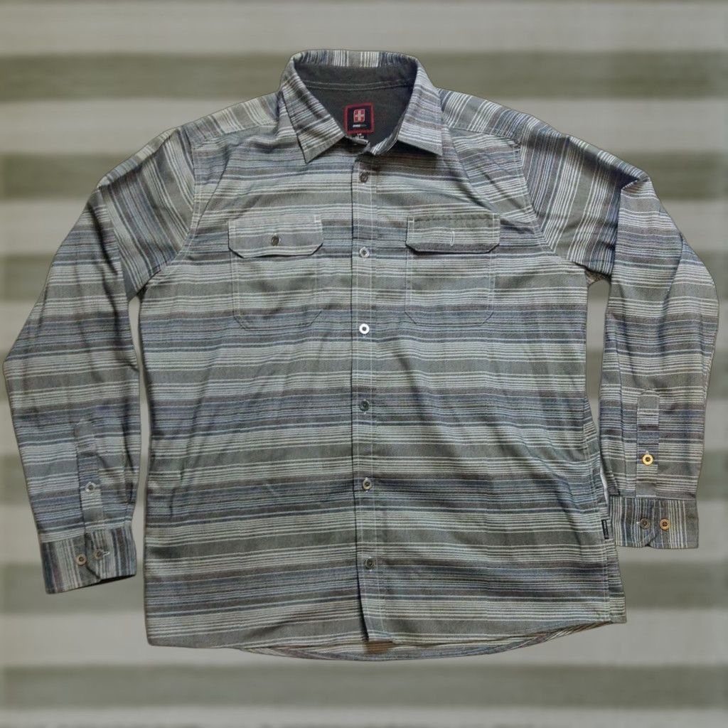Vintage Swiss Tech Mens Shirt Large 42-44 Button Up Long Sleeve Gray Striped Casual Classic Outdoors Men L Gray Striped Button-Up Shirt Size US L / EU 52-54 / 3 - 1 Thumbnail