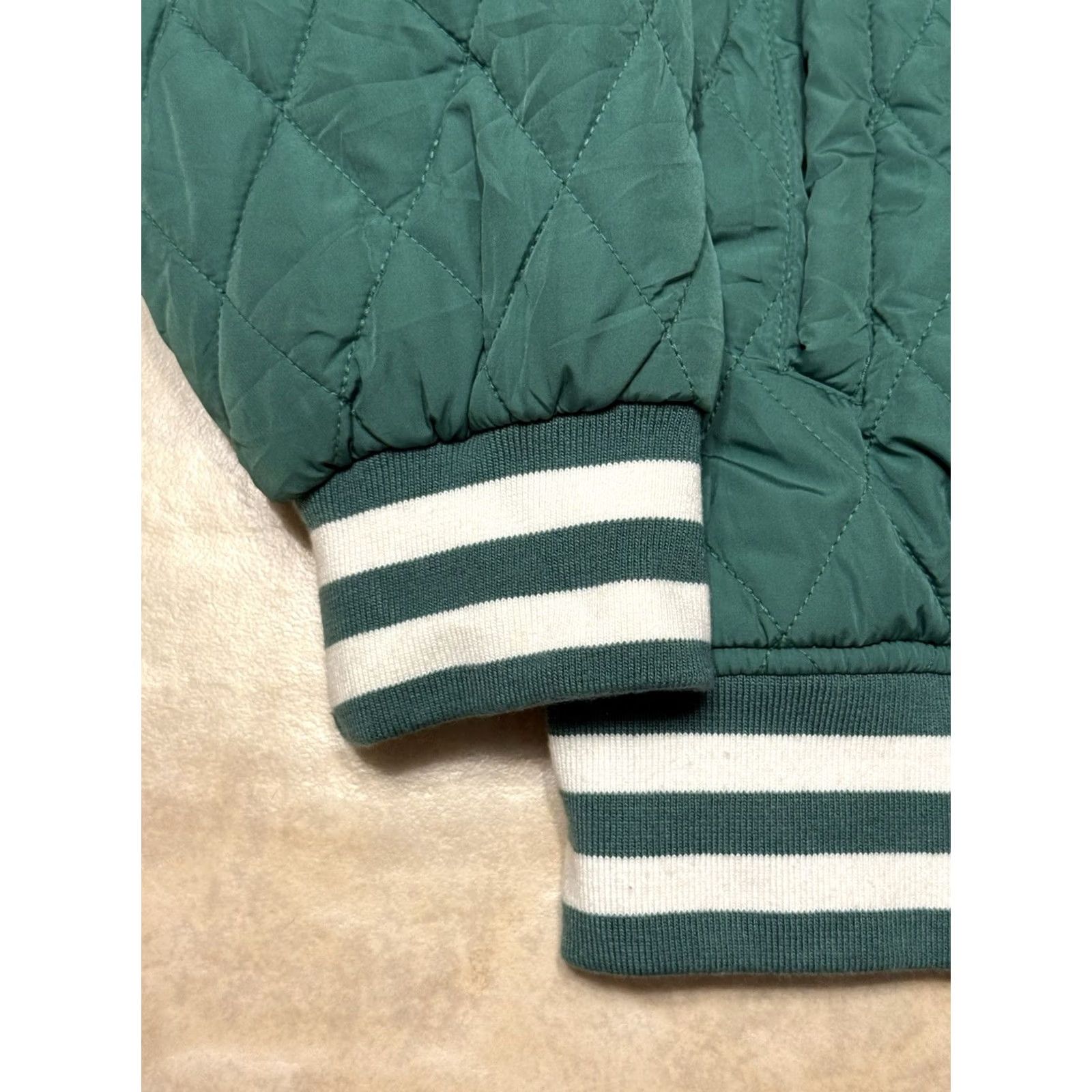 Forever 21 Forever 21 Jacket Vintage? No. NWT Deadstock Women’s Reebok x Forever 21 Retrofit Quilted Varsity Jacket Medium Size M / US 6-8 / IT 42-44 - 5 Thumbnail