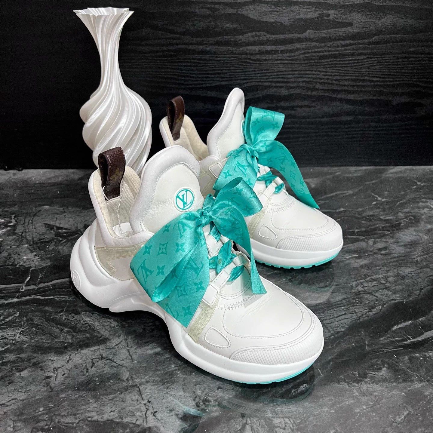 Louis Vuitton Lv Dad Shoe White Green Bow 37 98 New Size US 6 / IT 36 - 3 Thumbnail