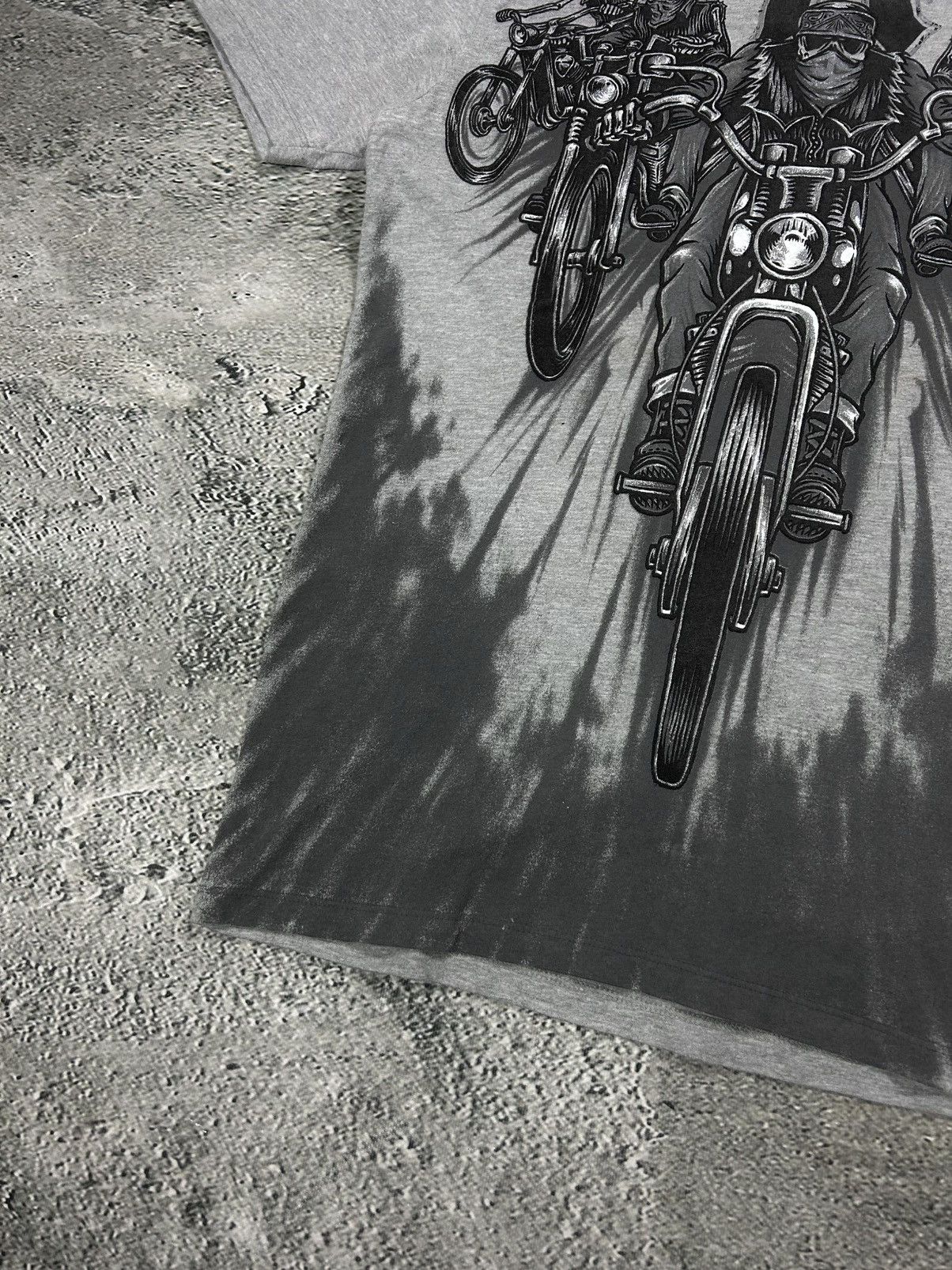 Avirex Avirex vintage T-Shirt grey Y2K skeleton motorbike racing Size US L / EU 52-54 / 3 - 3 Thumbnail
