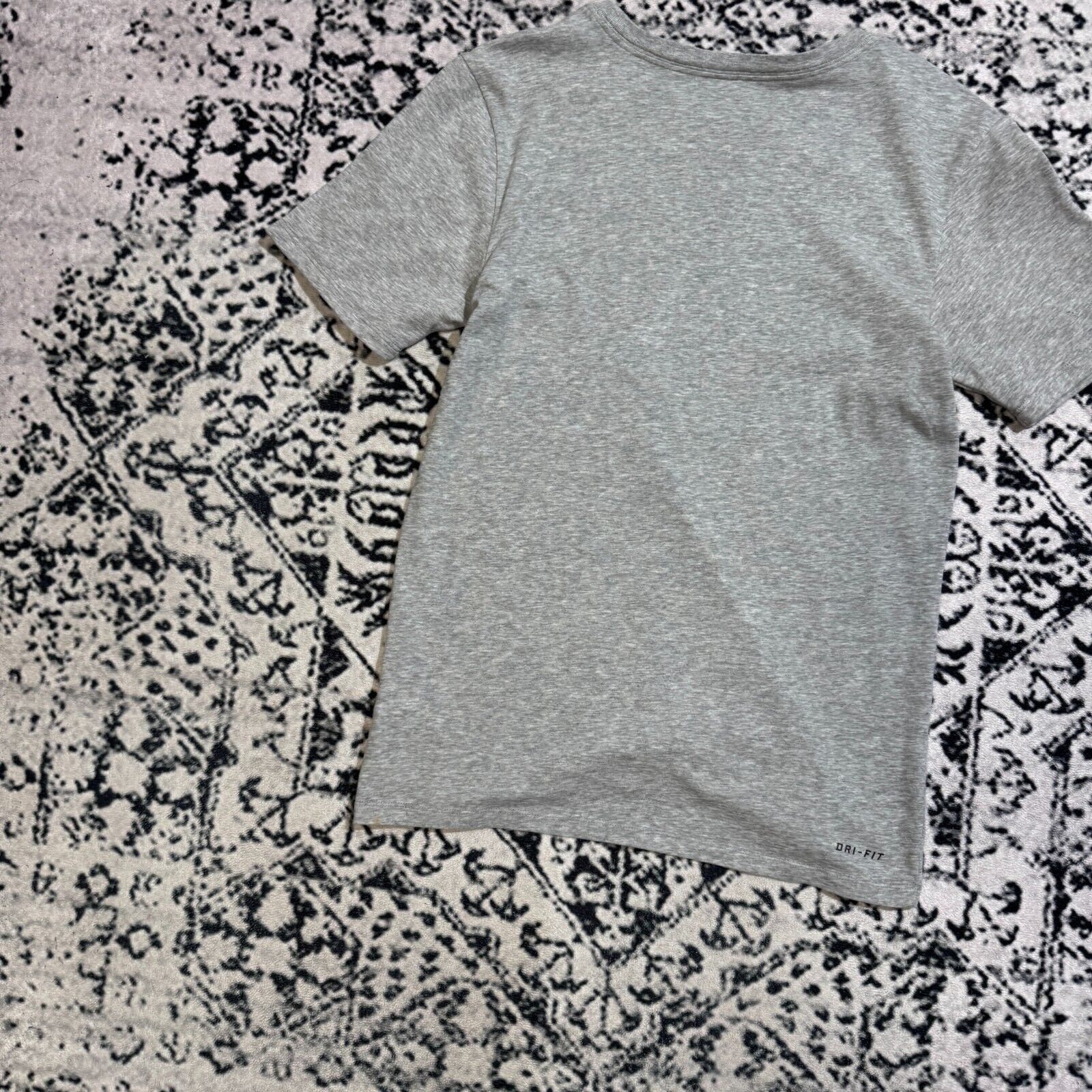 Nike × Vintage Vintage Nike Gray Cotton T-Shirt Size S Y2k 90s Pocket Tee Size US S / EU 44-46 / 1 - 11 Thumbnail