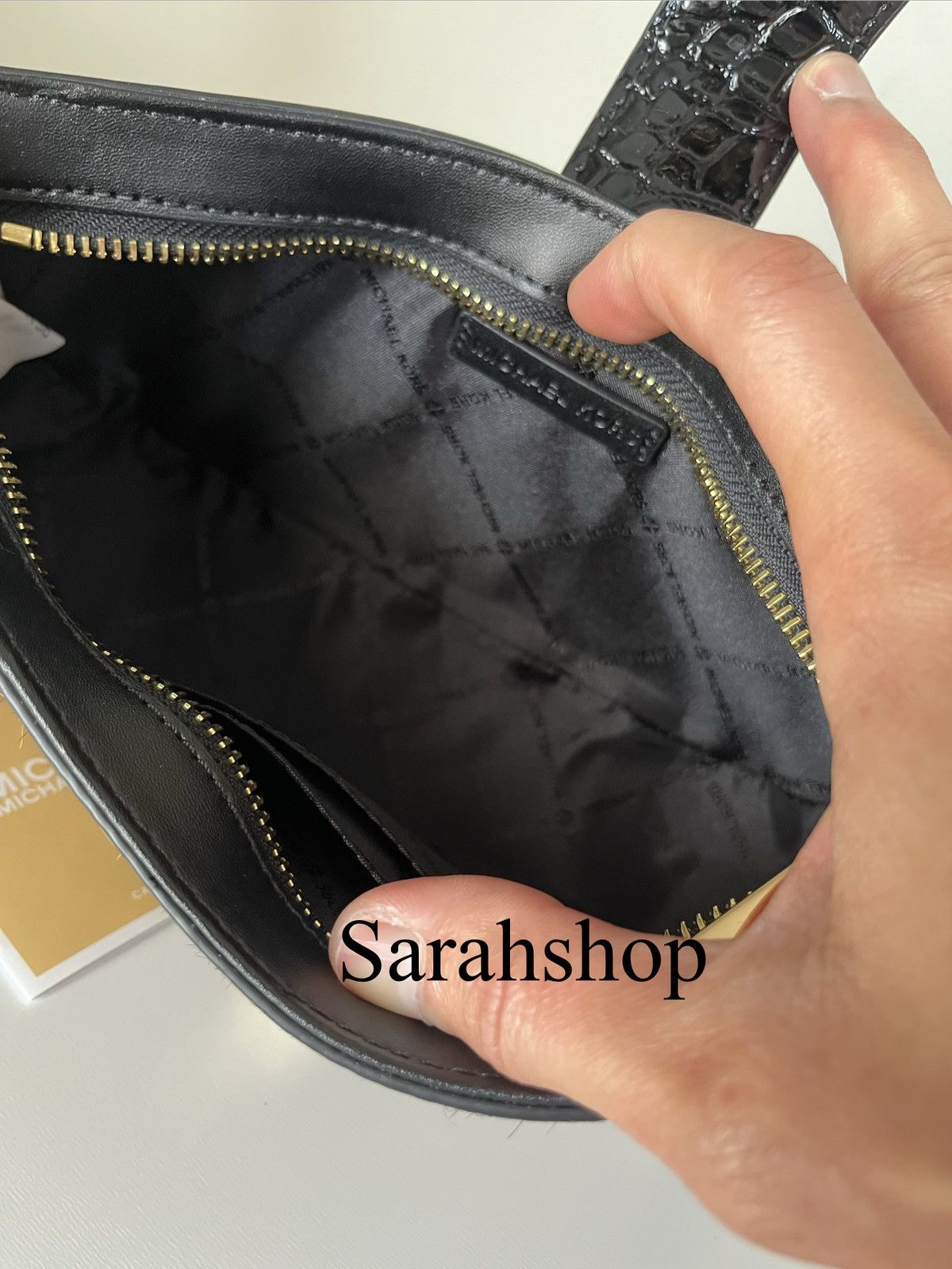 Michael Kors Michael Kors Carmen Small Pouchette Size ONE SIZE - 9 Thumbnail